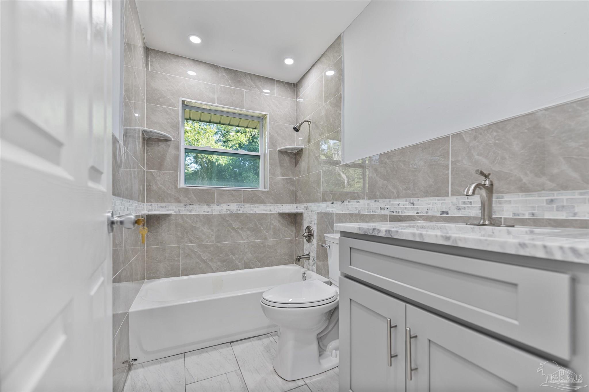 212 Shadow Lawn Ln