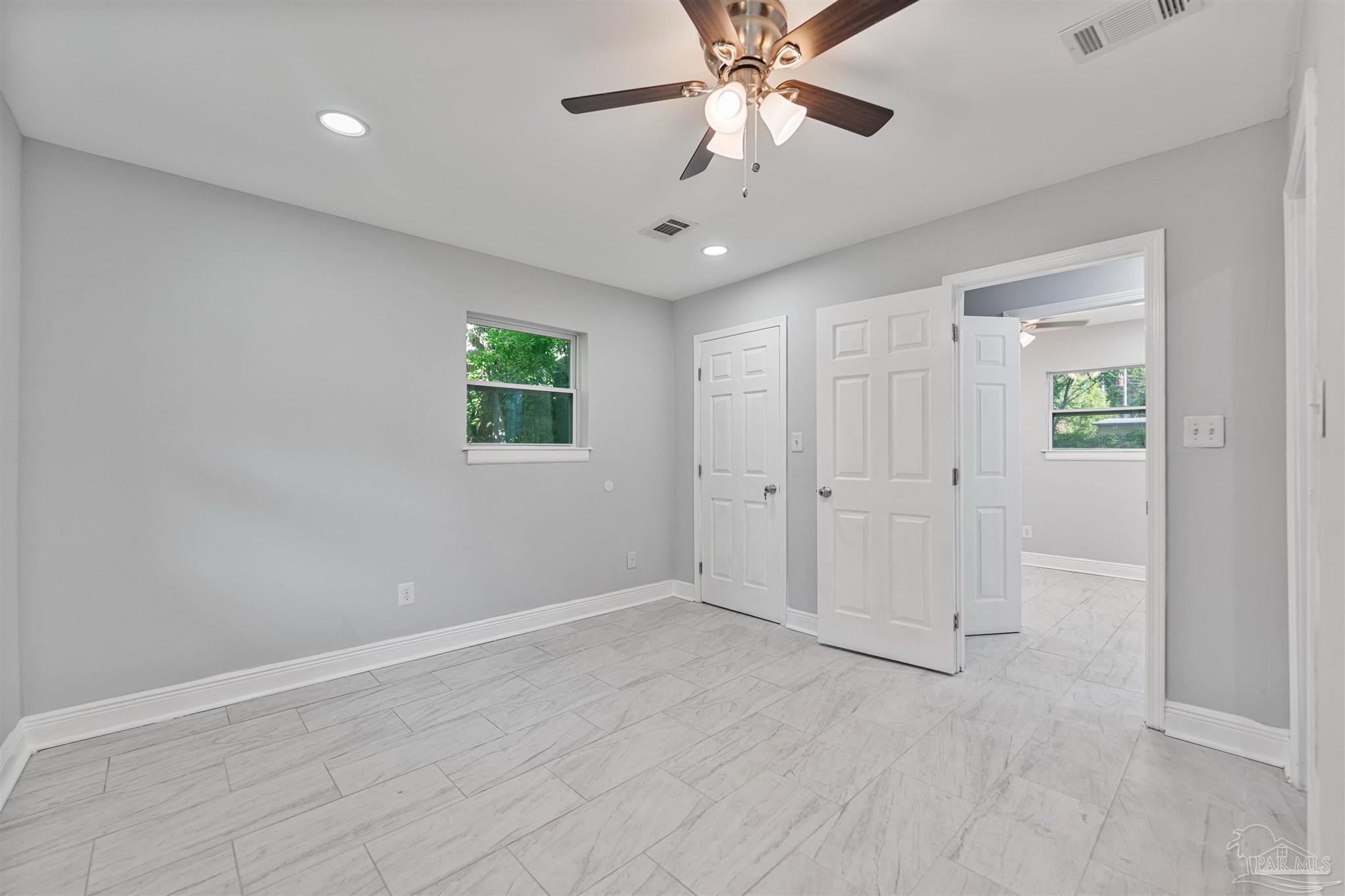 212 Shadow Lawn Ln