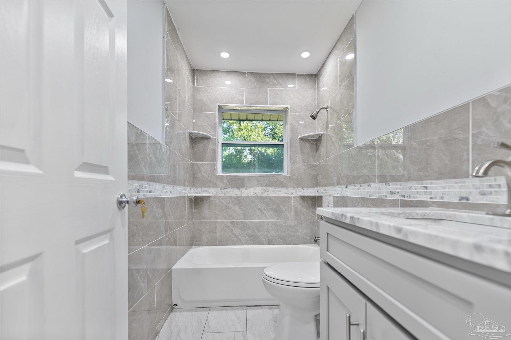 212 Shadow Lawn Ln