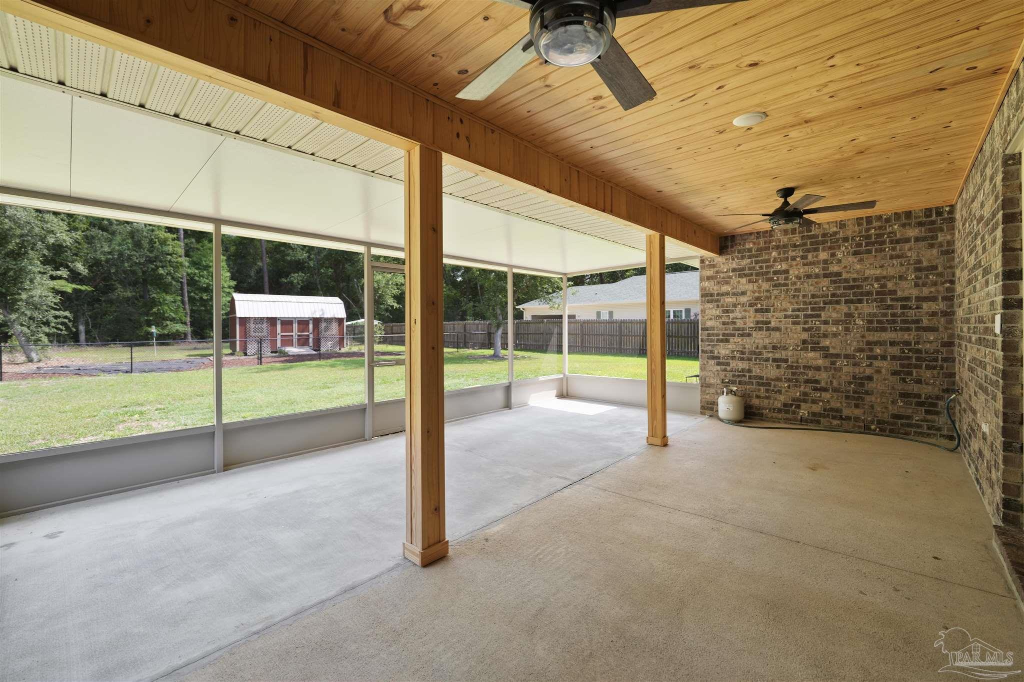 4986 Guernsey Rd