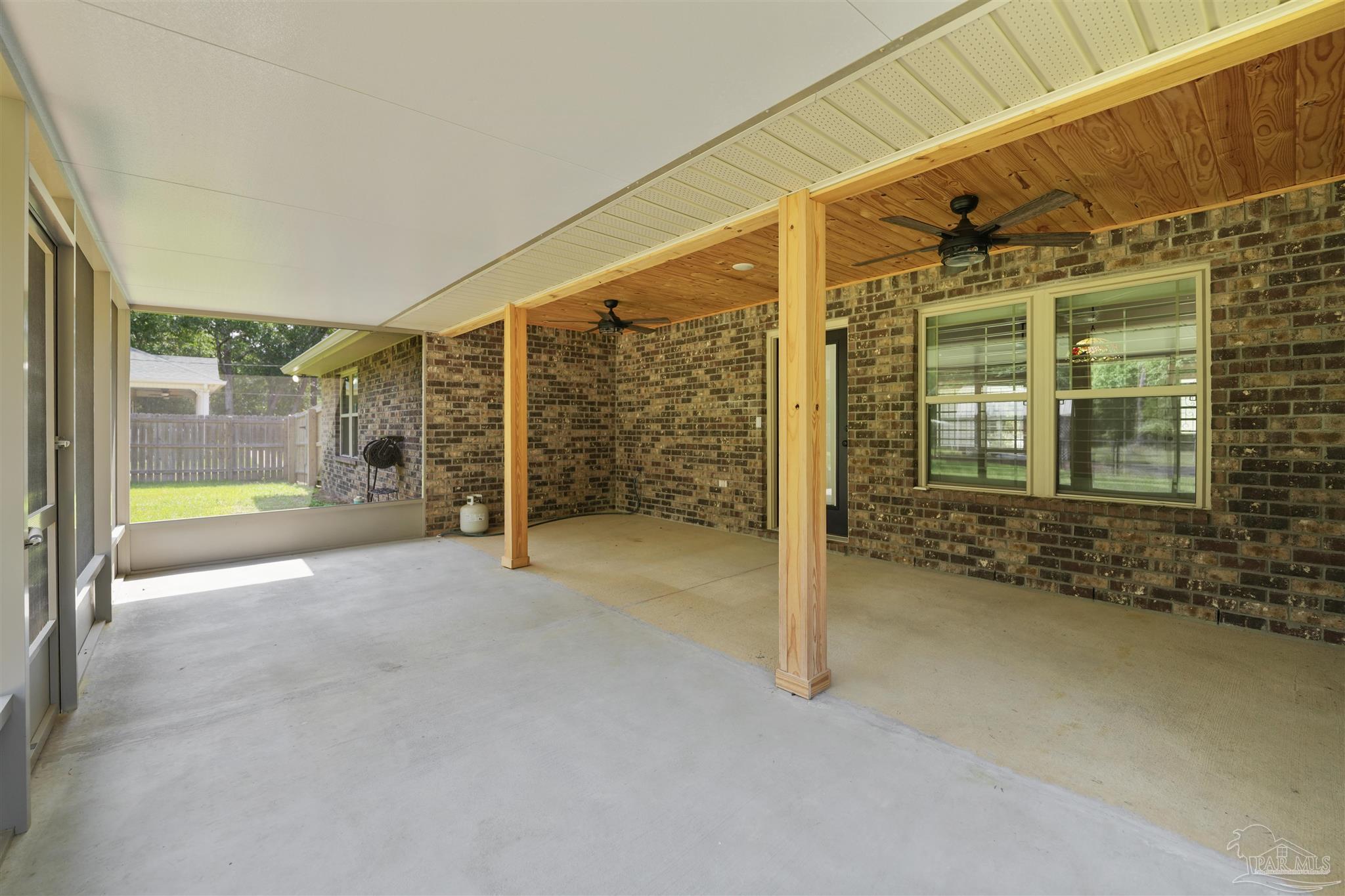 4986 Guernsey Rd