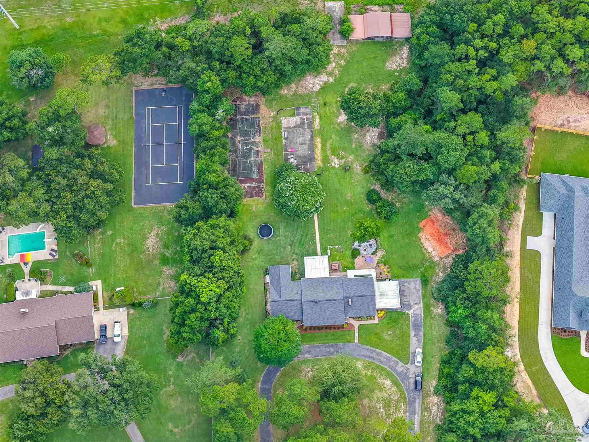 2379 Risen Dr