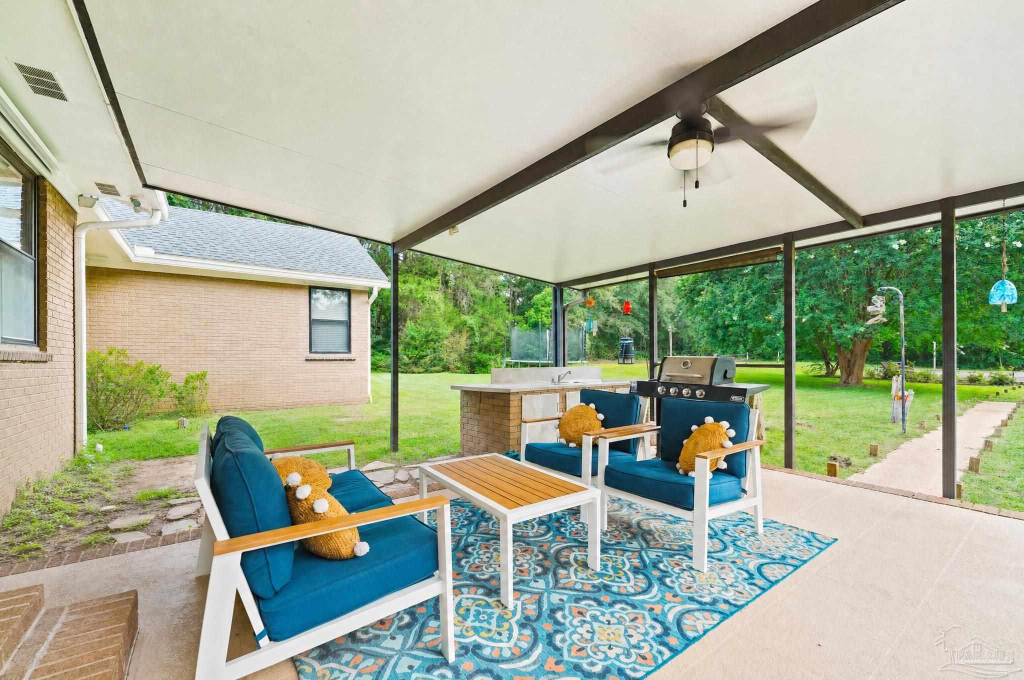2379 Risen Dr
