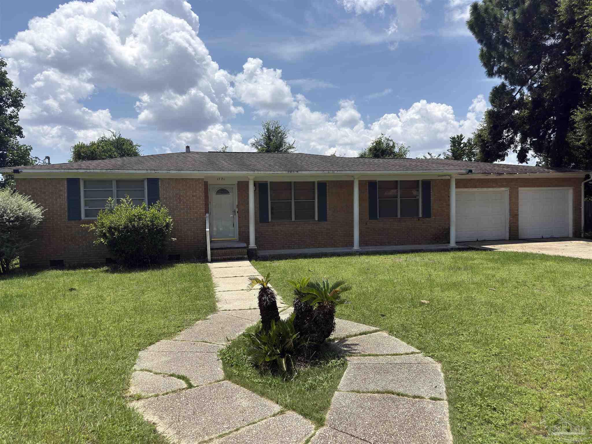 1701 Bakalane Ave