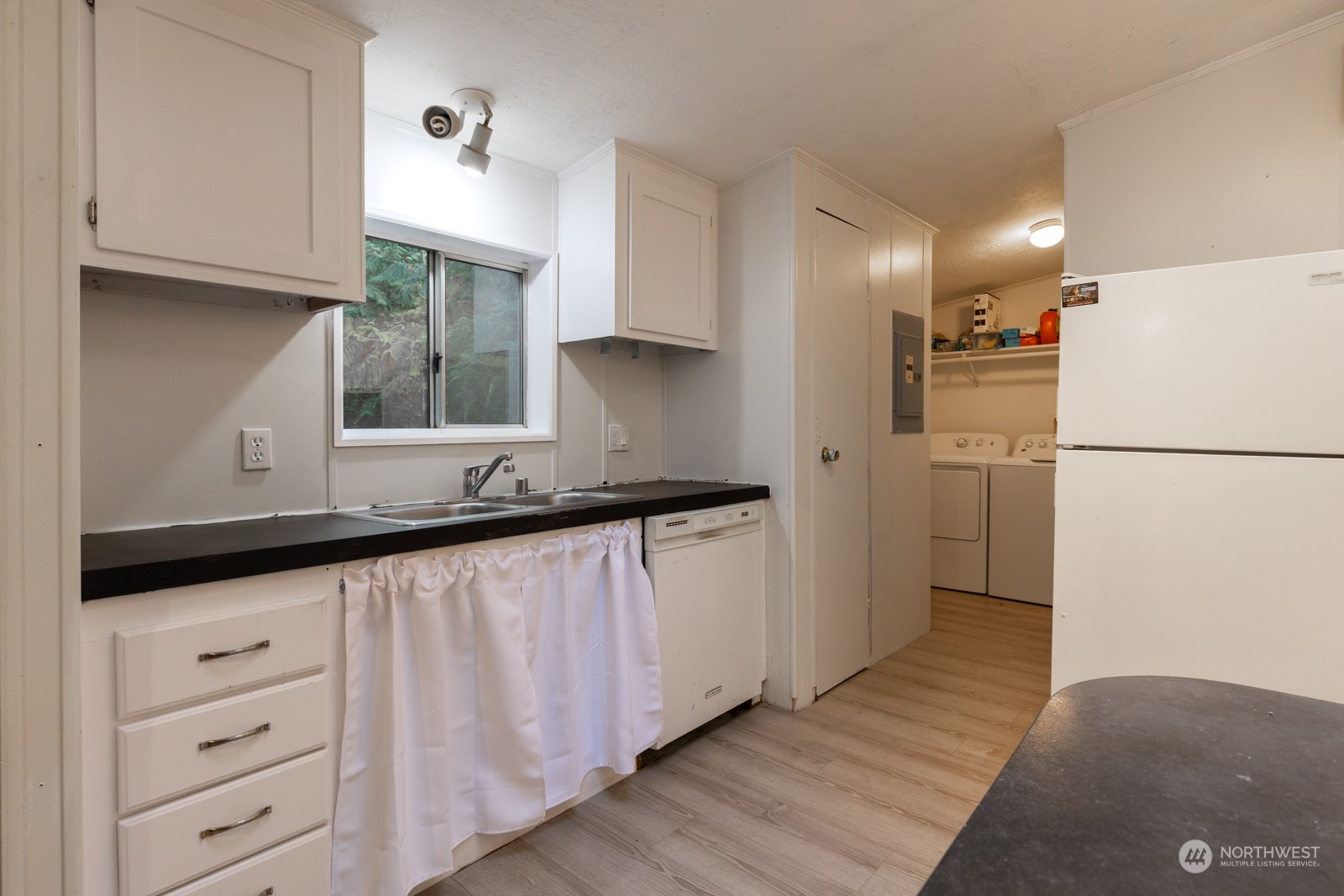 250 Flamingo Road