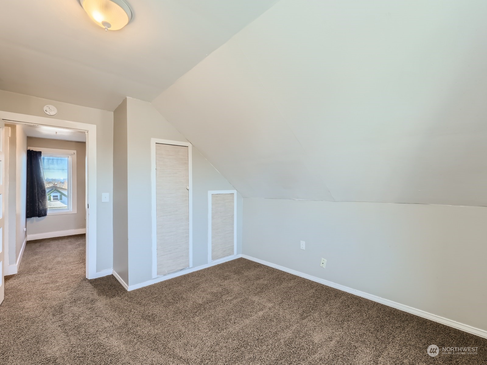 1112 E Marine View Drive