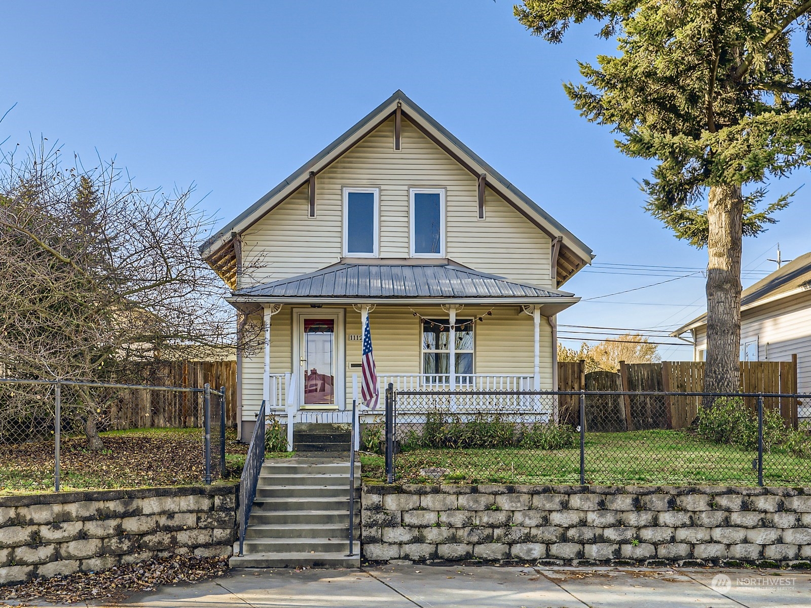 1112 E Marine View Drive