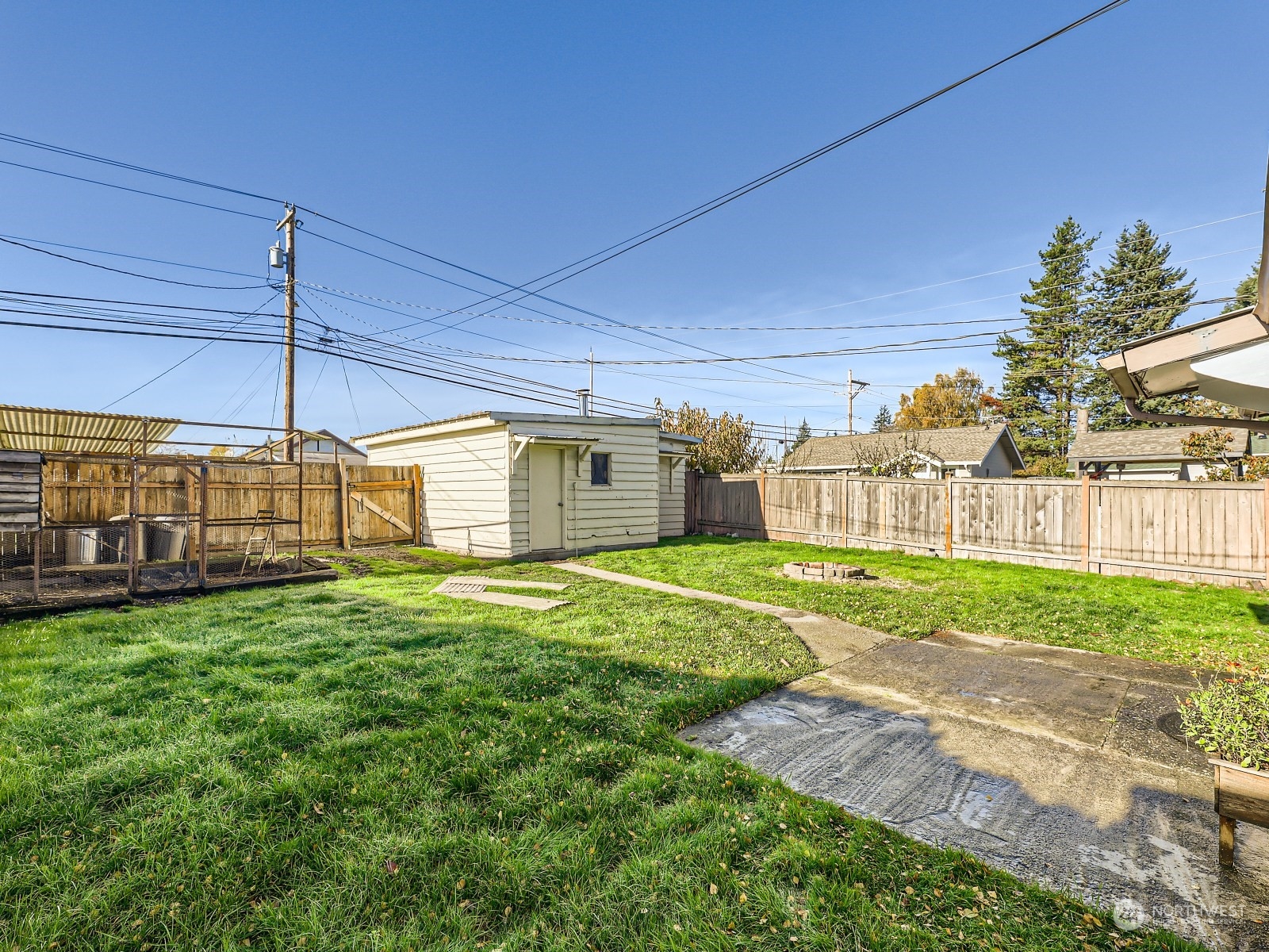 1112 E Marine View Drive