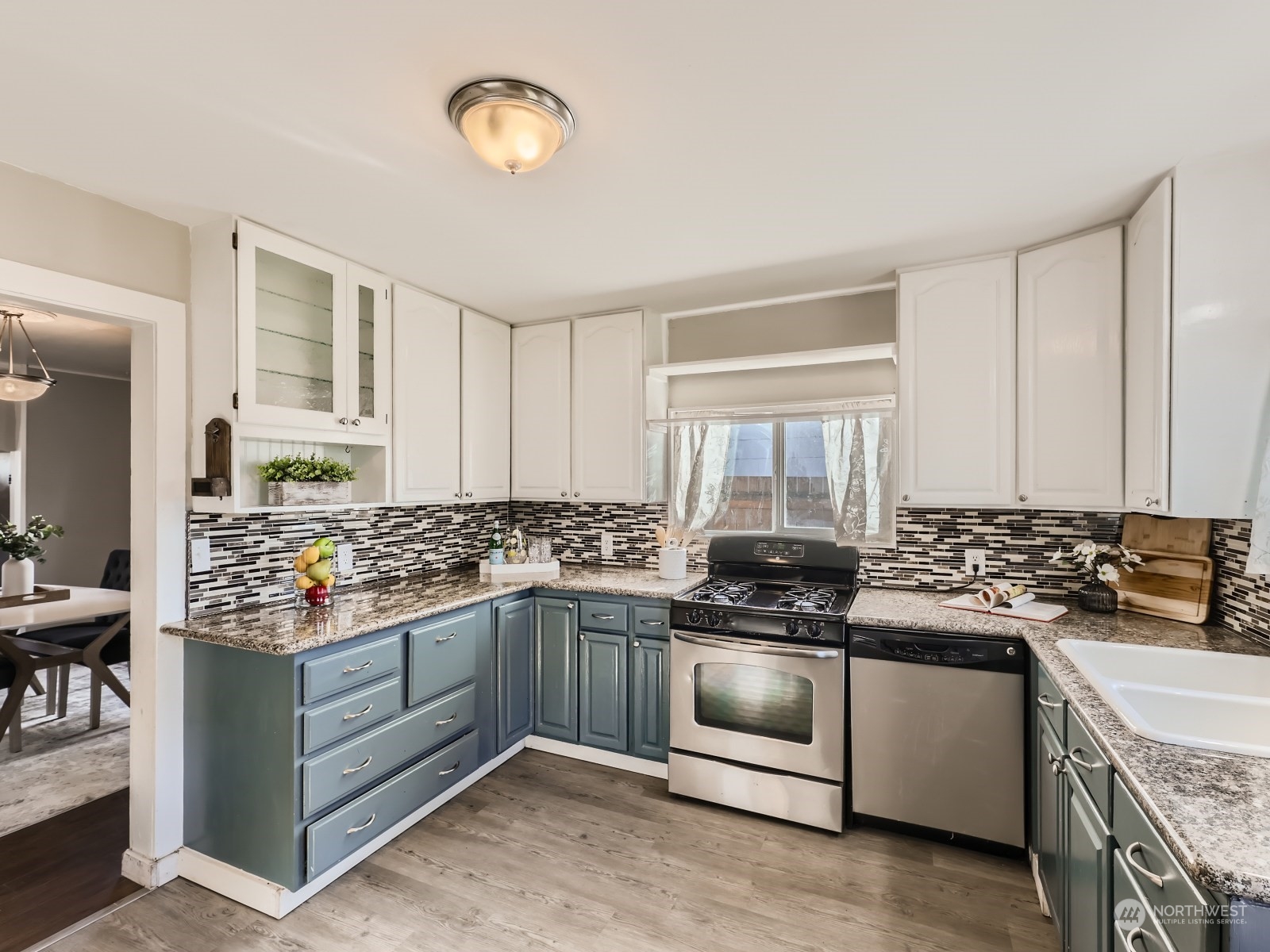 1112 E Marine View Drive