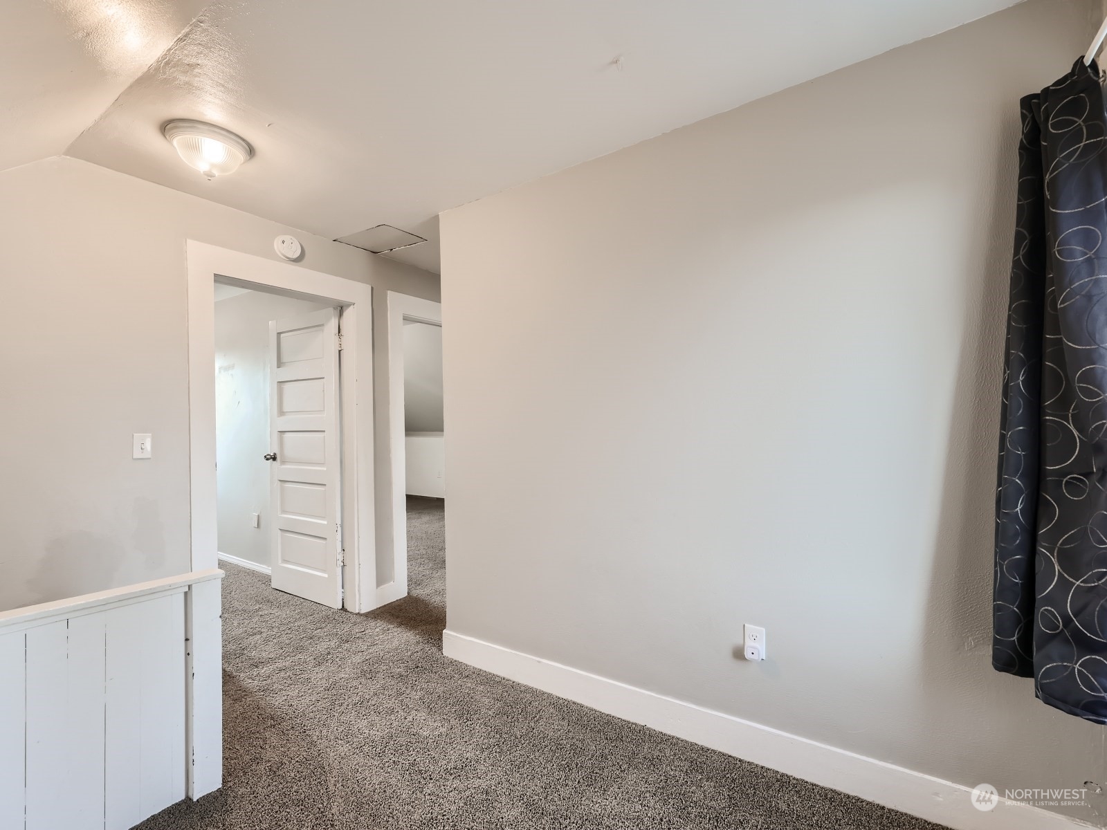 1112 E Marine View Drive