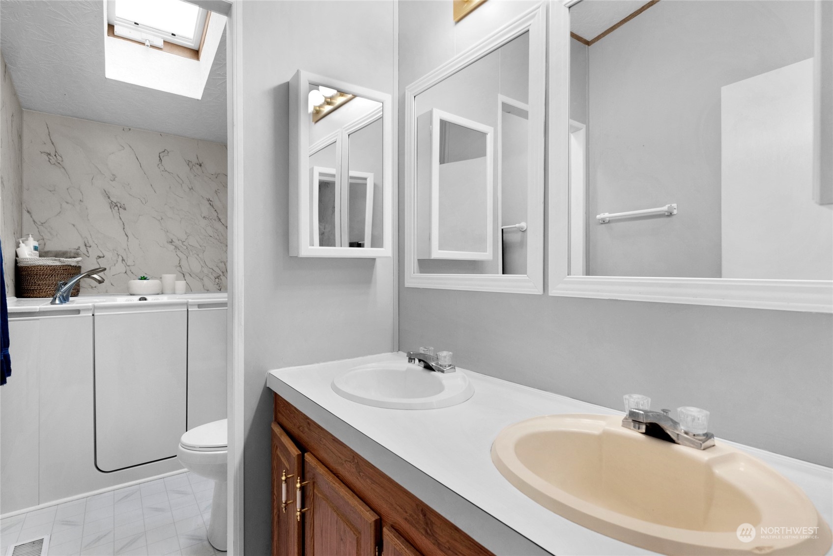 8515 State Avenue Unit: 54