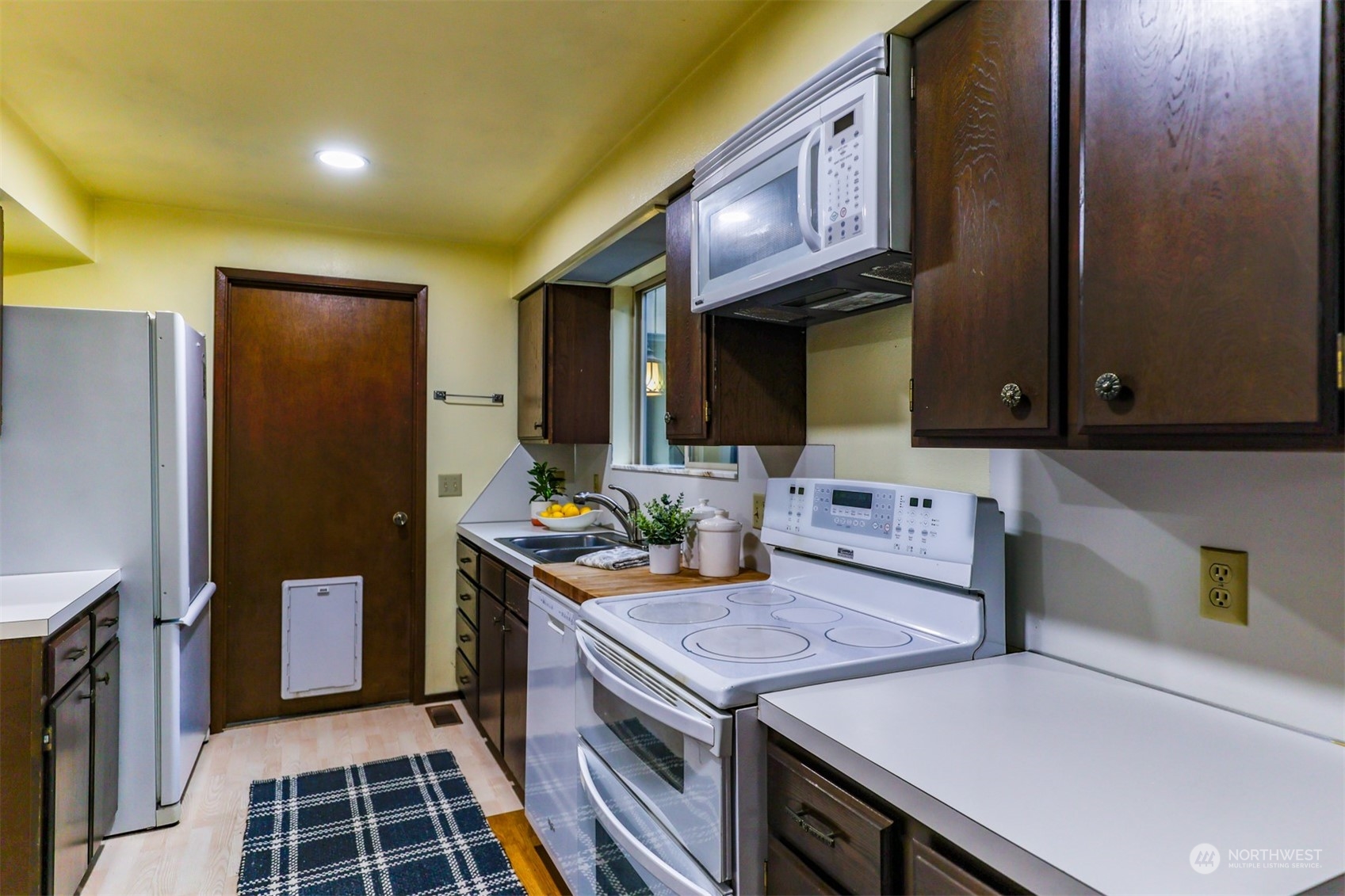 189 Sunset Place