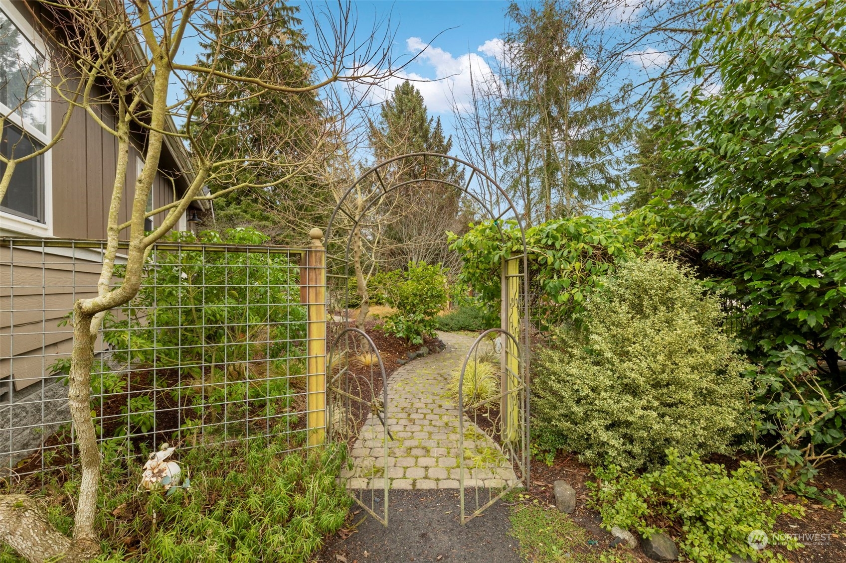 393 Sentinel Firs Road