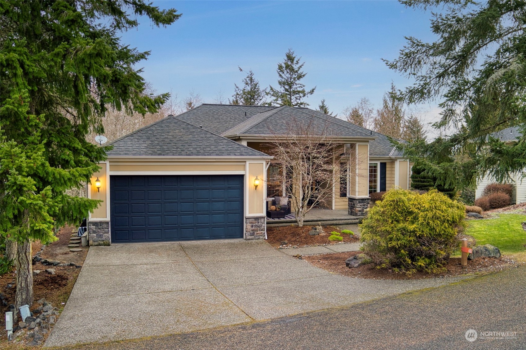 60 Fernridge Lane