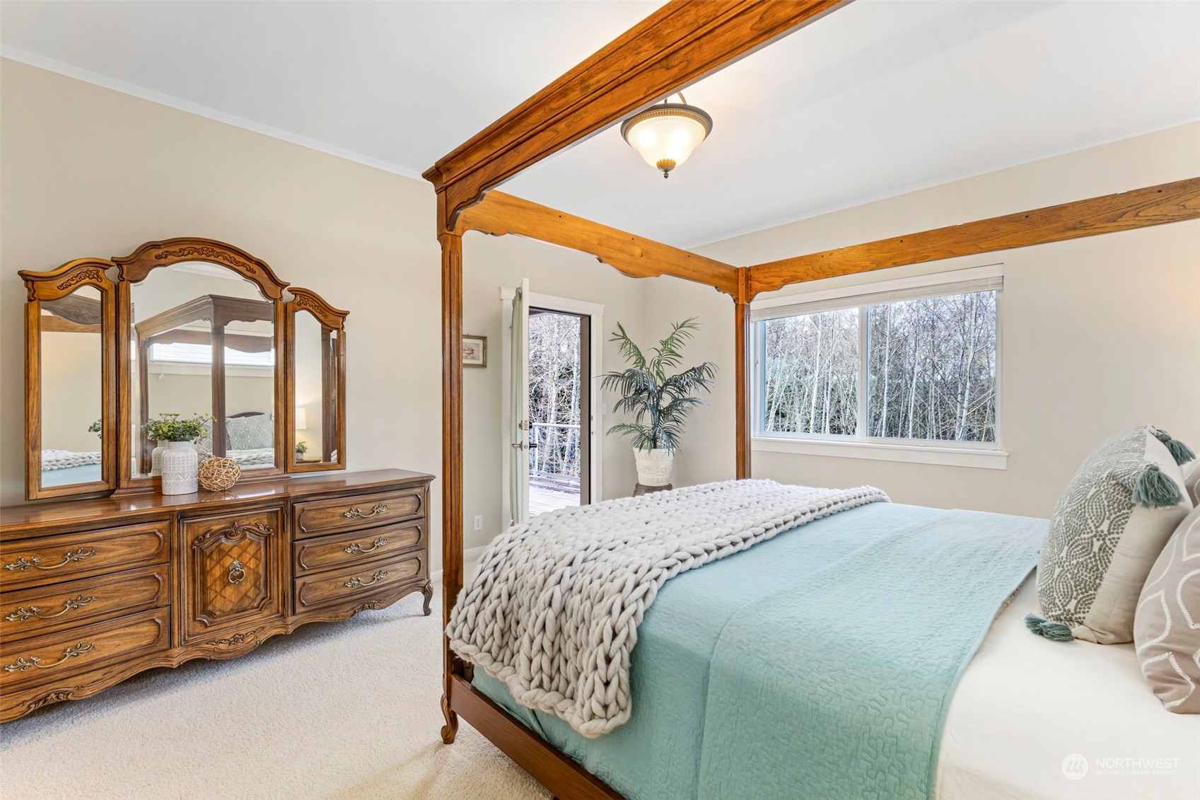 60 Fernridge Lane