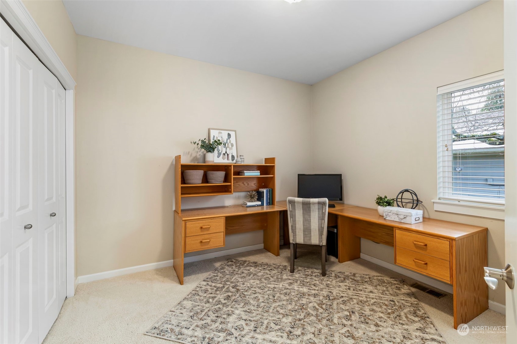 60 Fernridge Lane