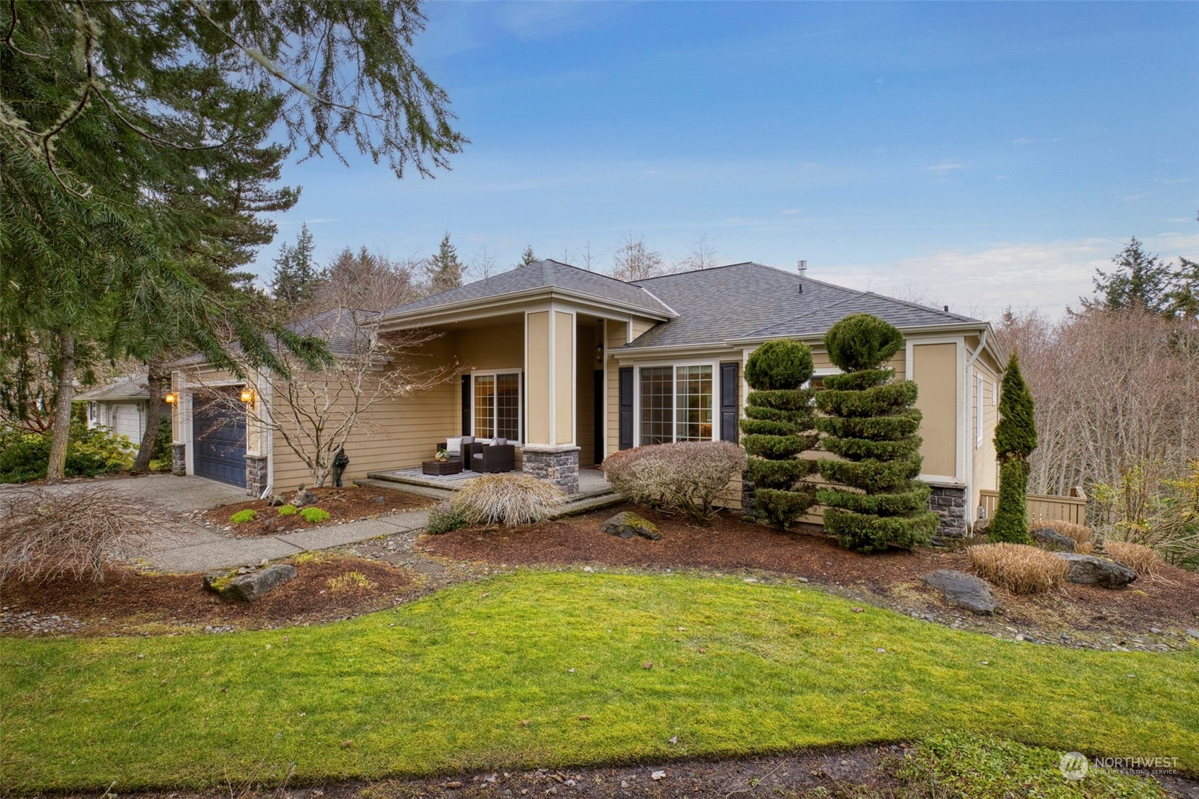 60 Fernridge Lane