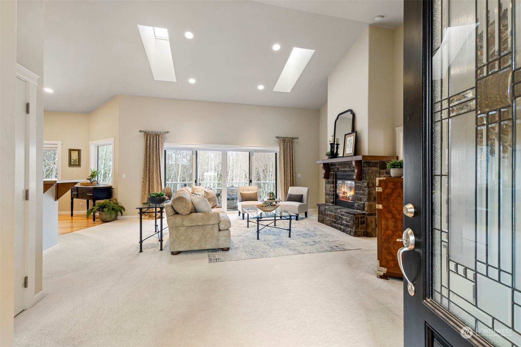 60 Fernridge Lane