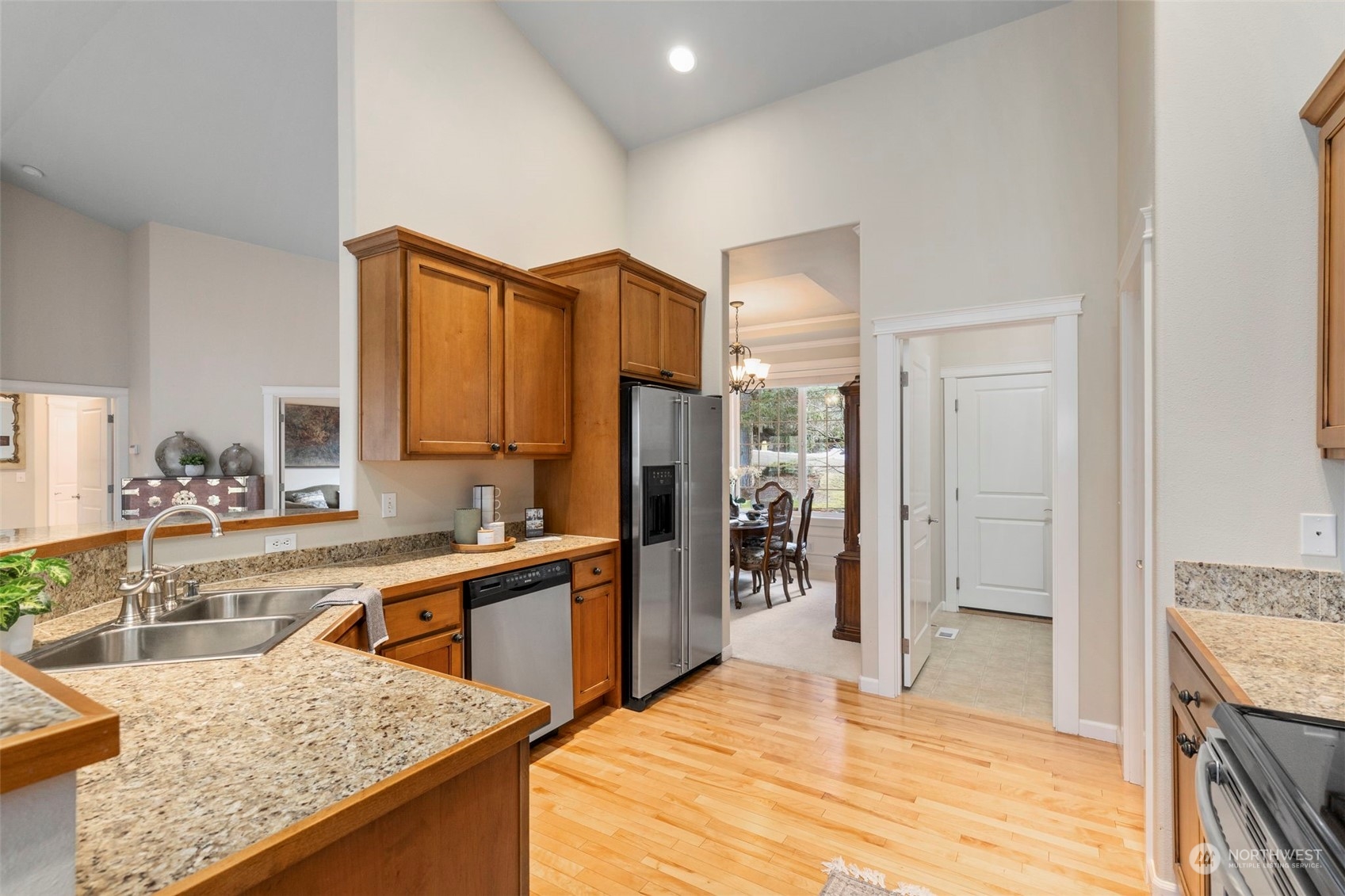 60 Fernridge Lane