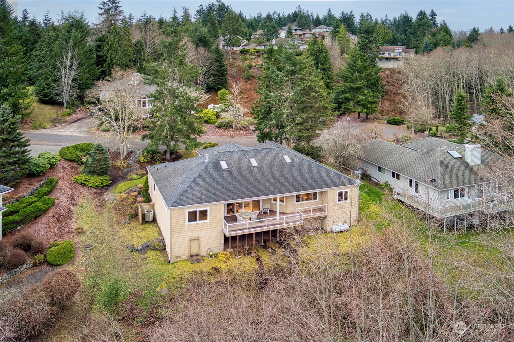 60 Fernridge Lane