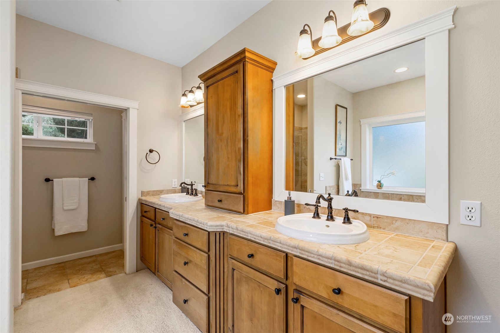 60 Fernridge Lane