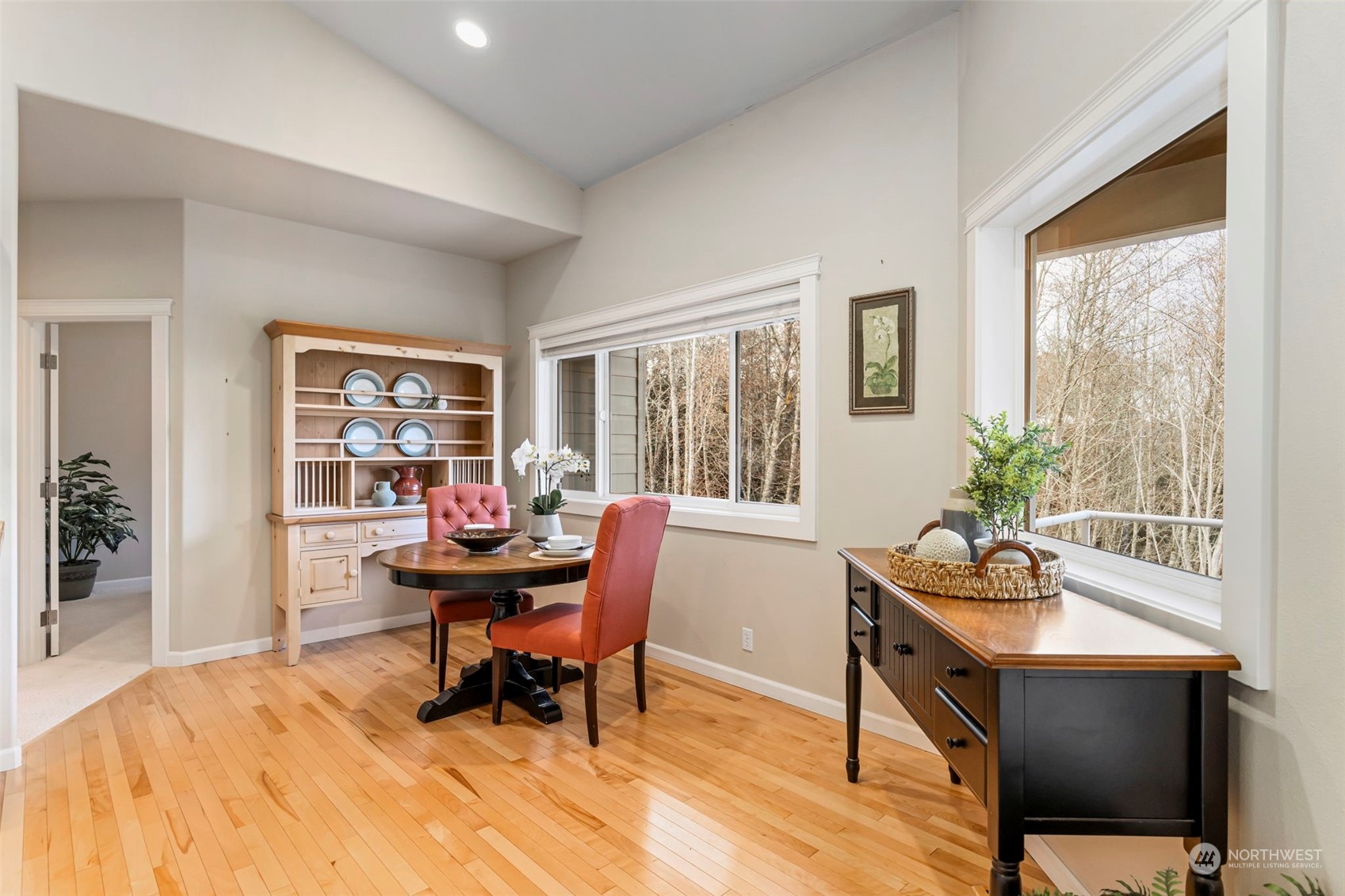 60 Fernridge Lane
