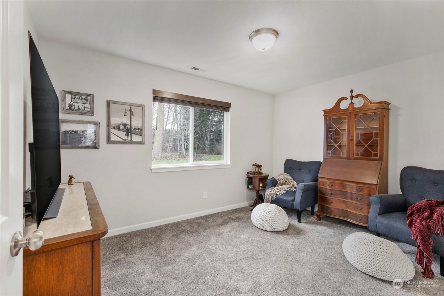 162 E Island View Avenue