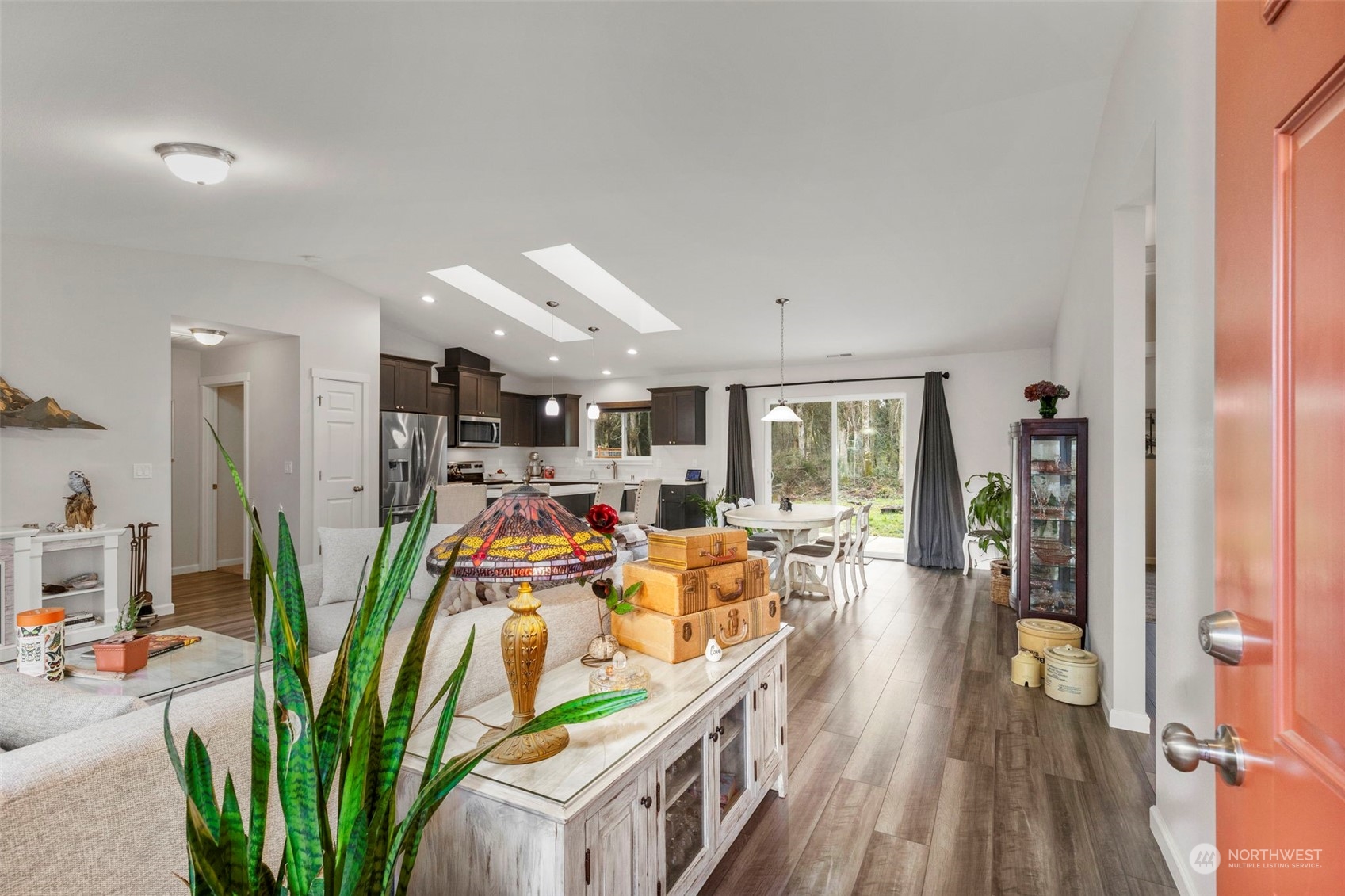 162 E Island View Avenue