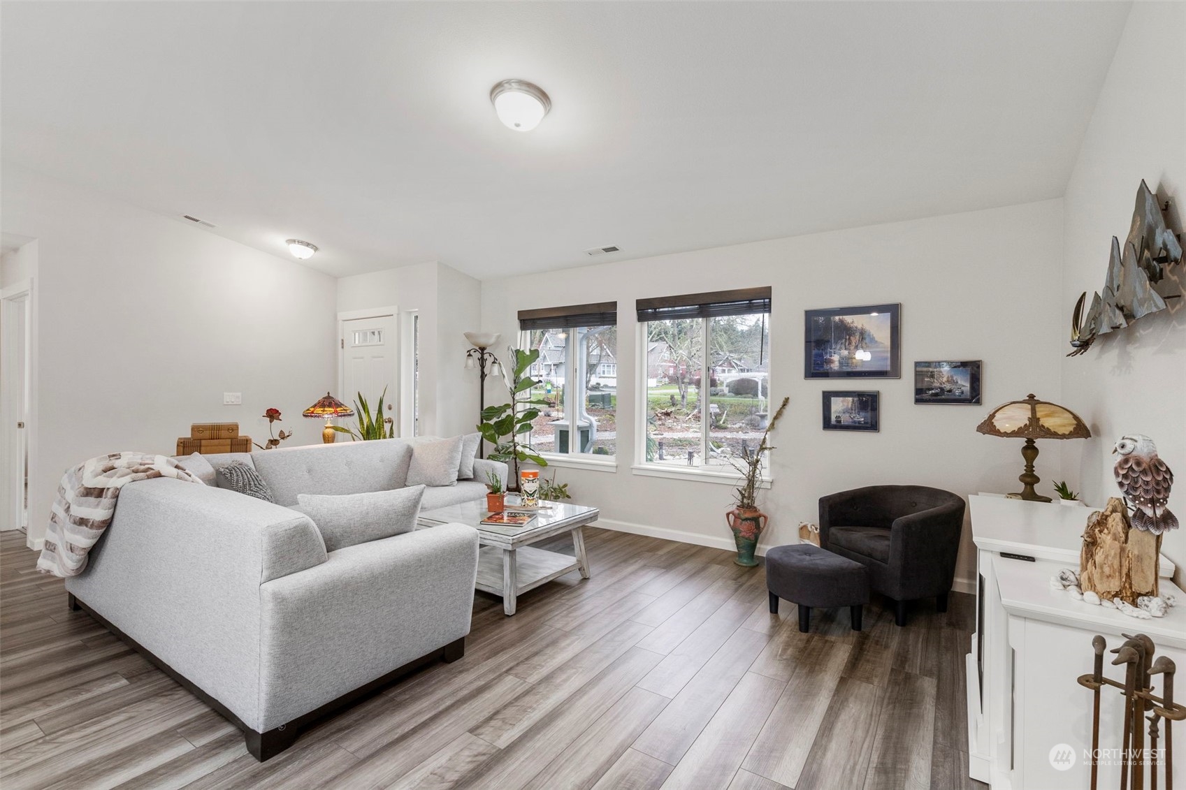 162 E Island View Avenue