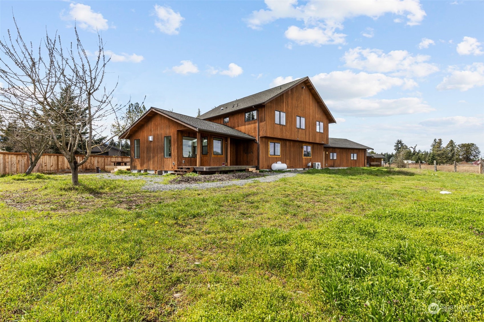 753 River Road