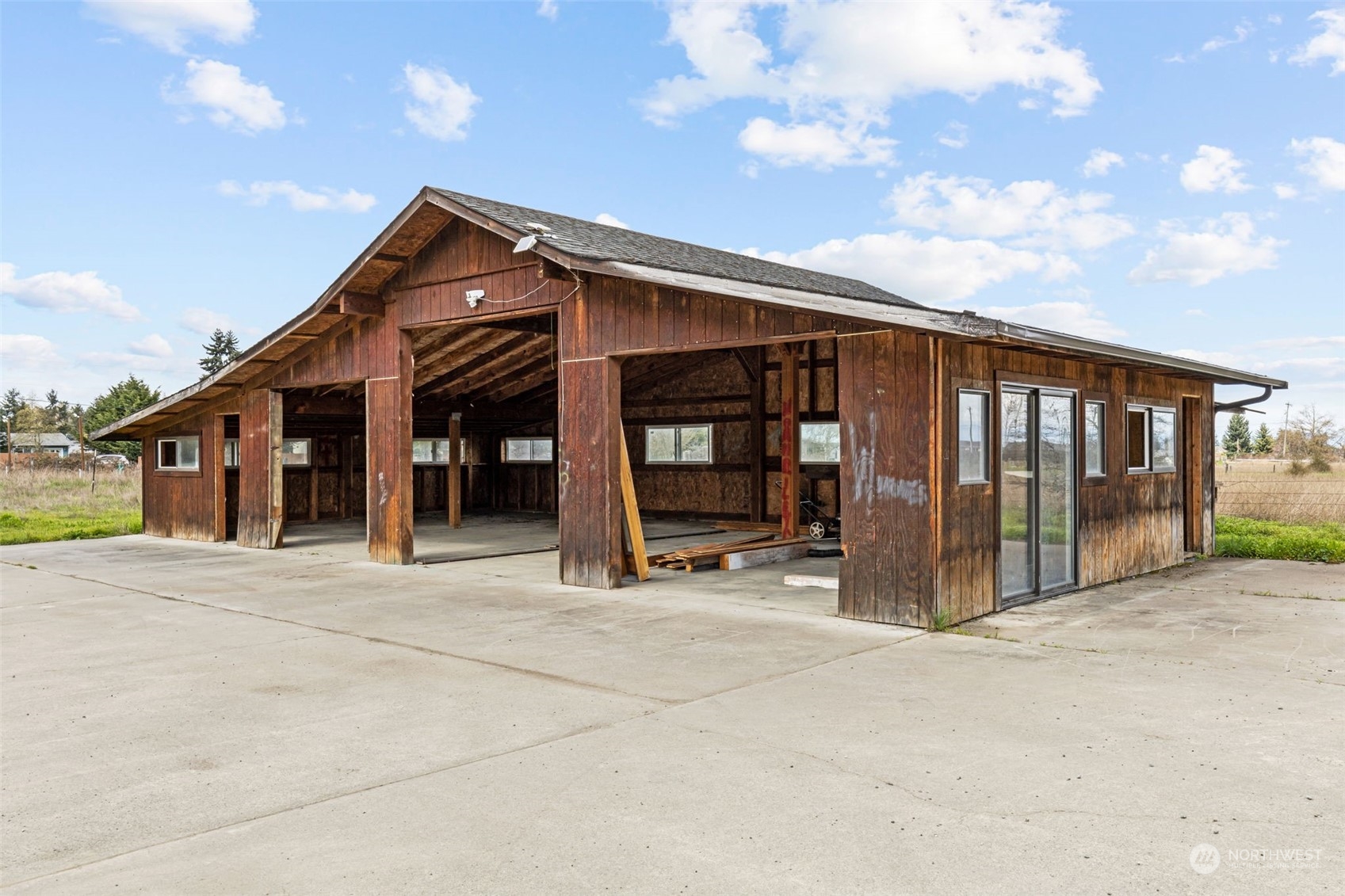 753 River Road