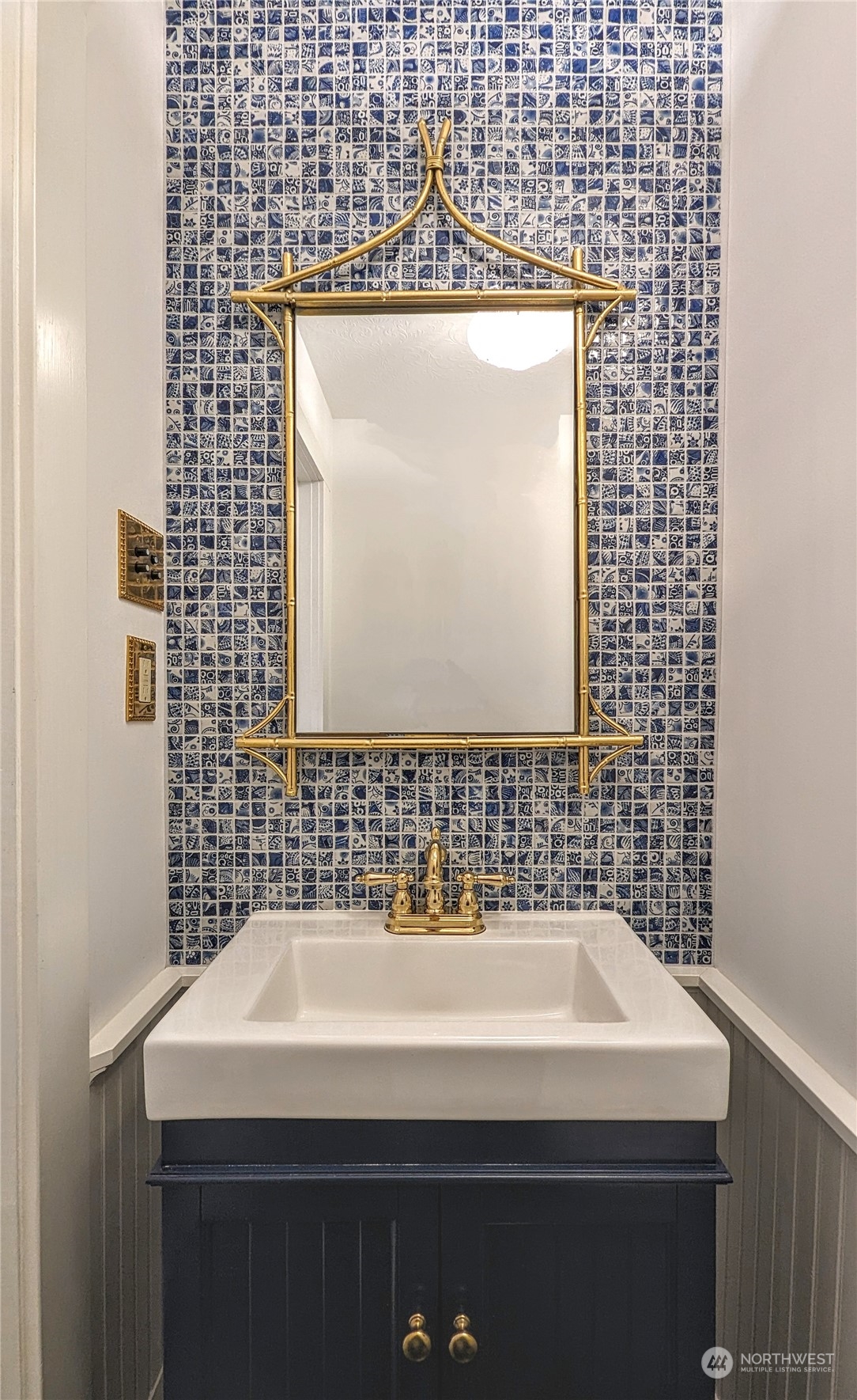 922 Washington Street Unit: 3