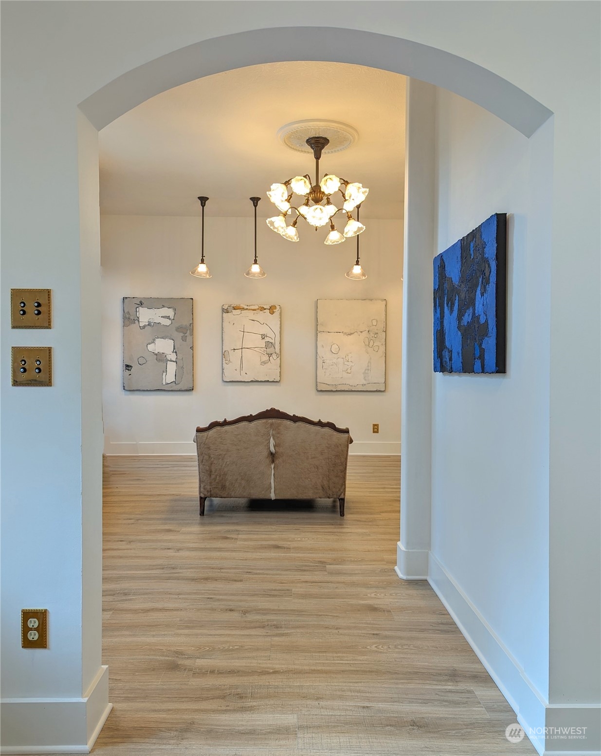 922 Washington Street Unit: 3