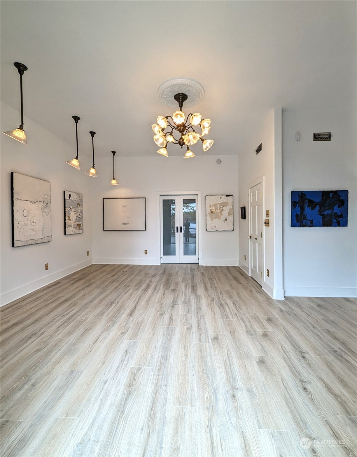 922 Washington Street Unit: 3