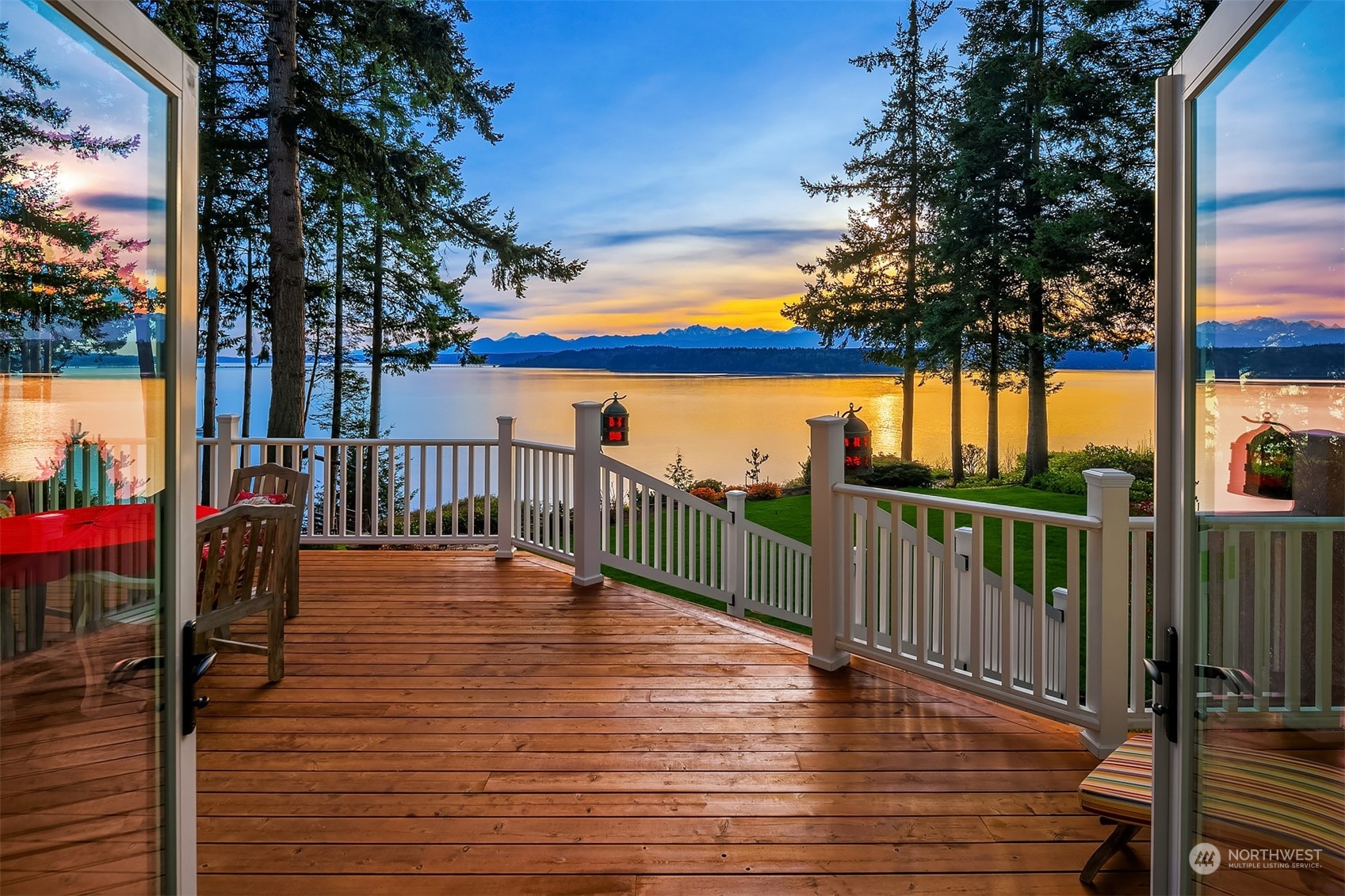 36151 Hood Canal Drive NE