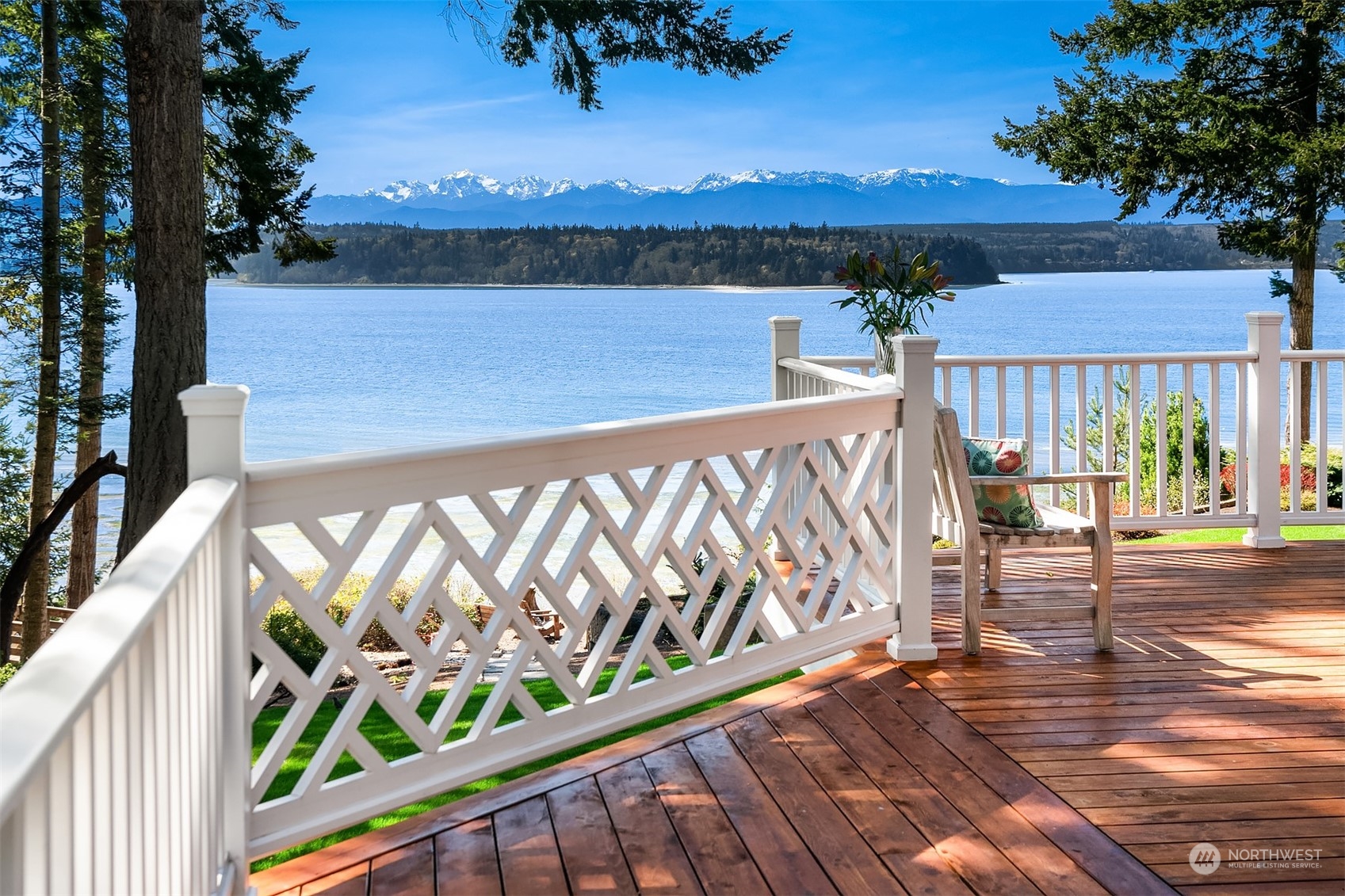 36151 Hood Canal Drive NE