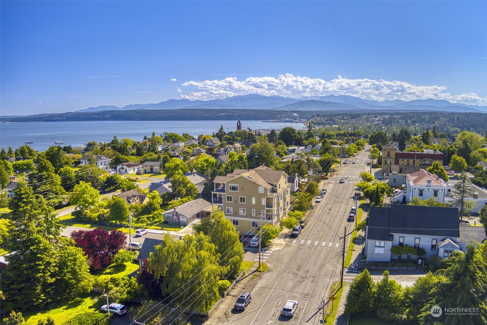 1215 Lawrence Street Unit: 302