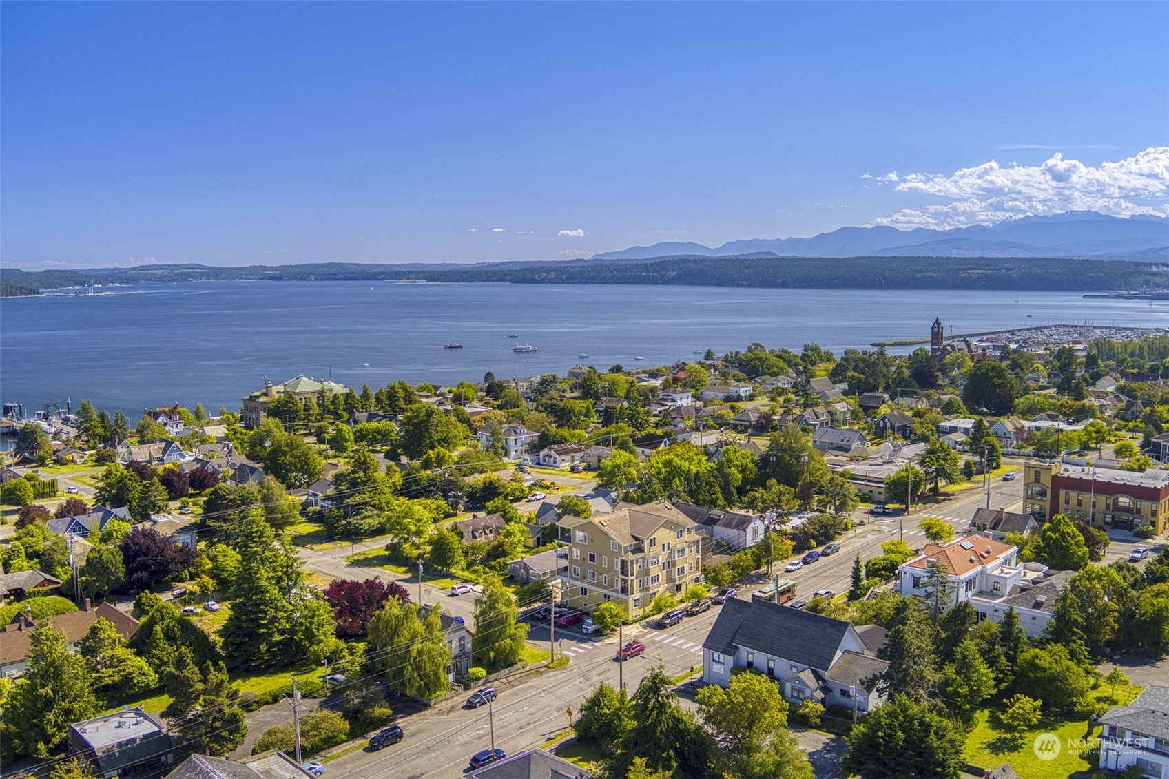 1215 Lawrence Street Unit: 302