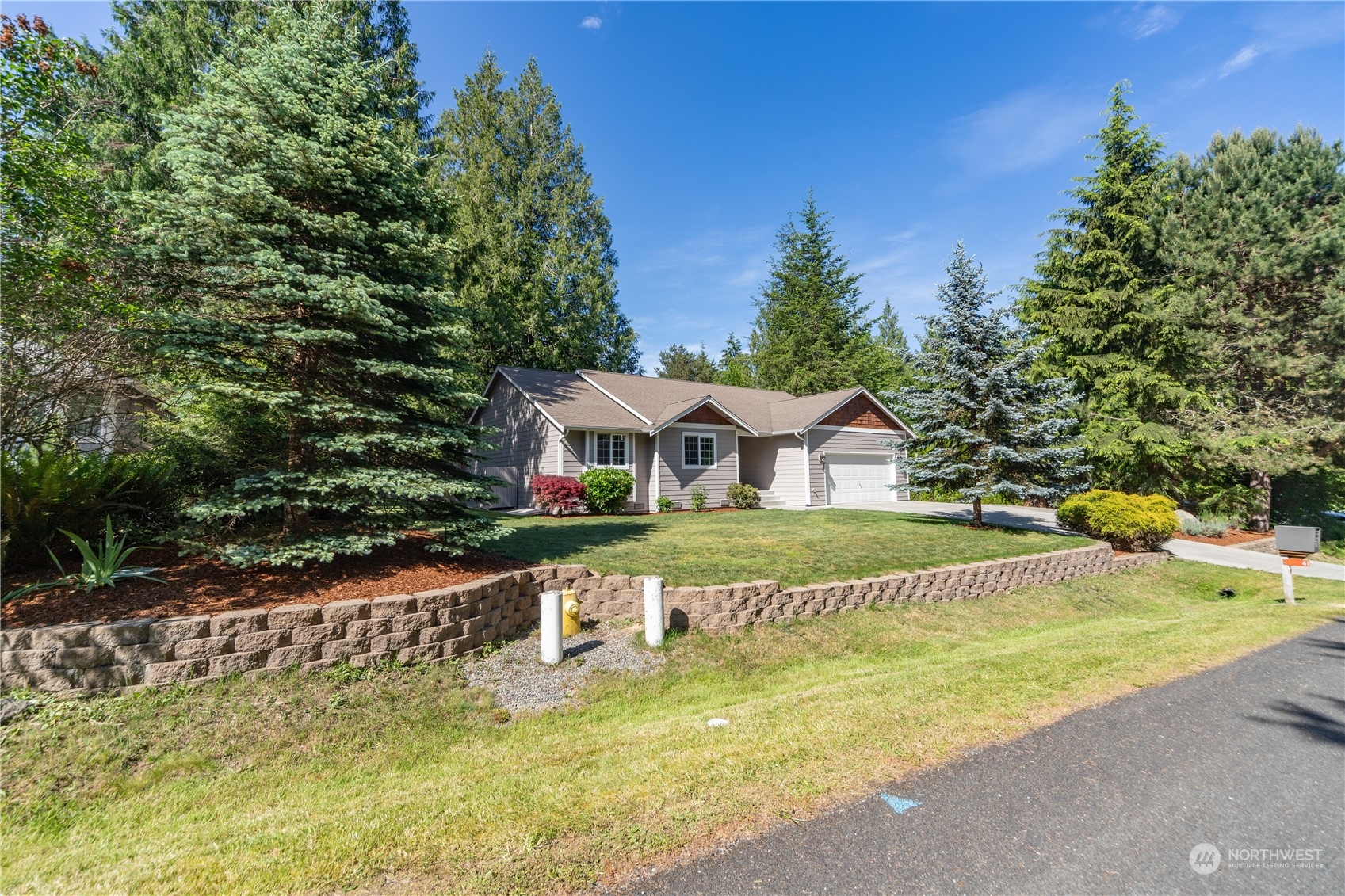 41 Falcon Lane