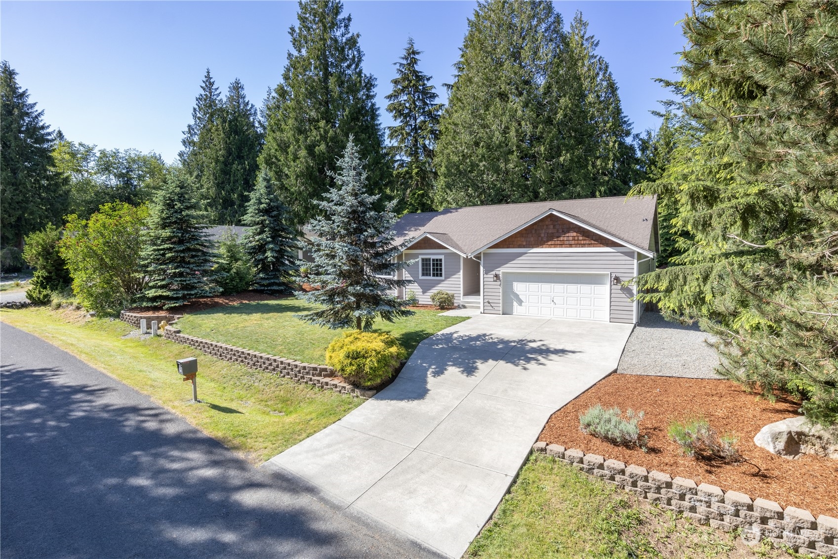 41 Falcon Lane