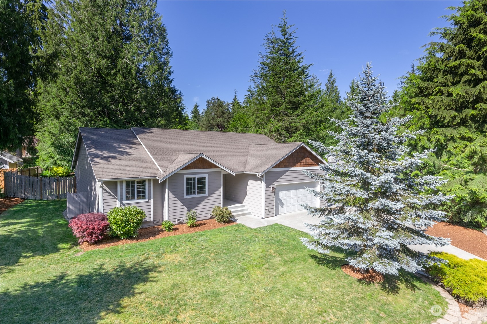 41 Falcon Lane