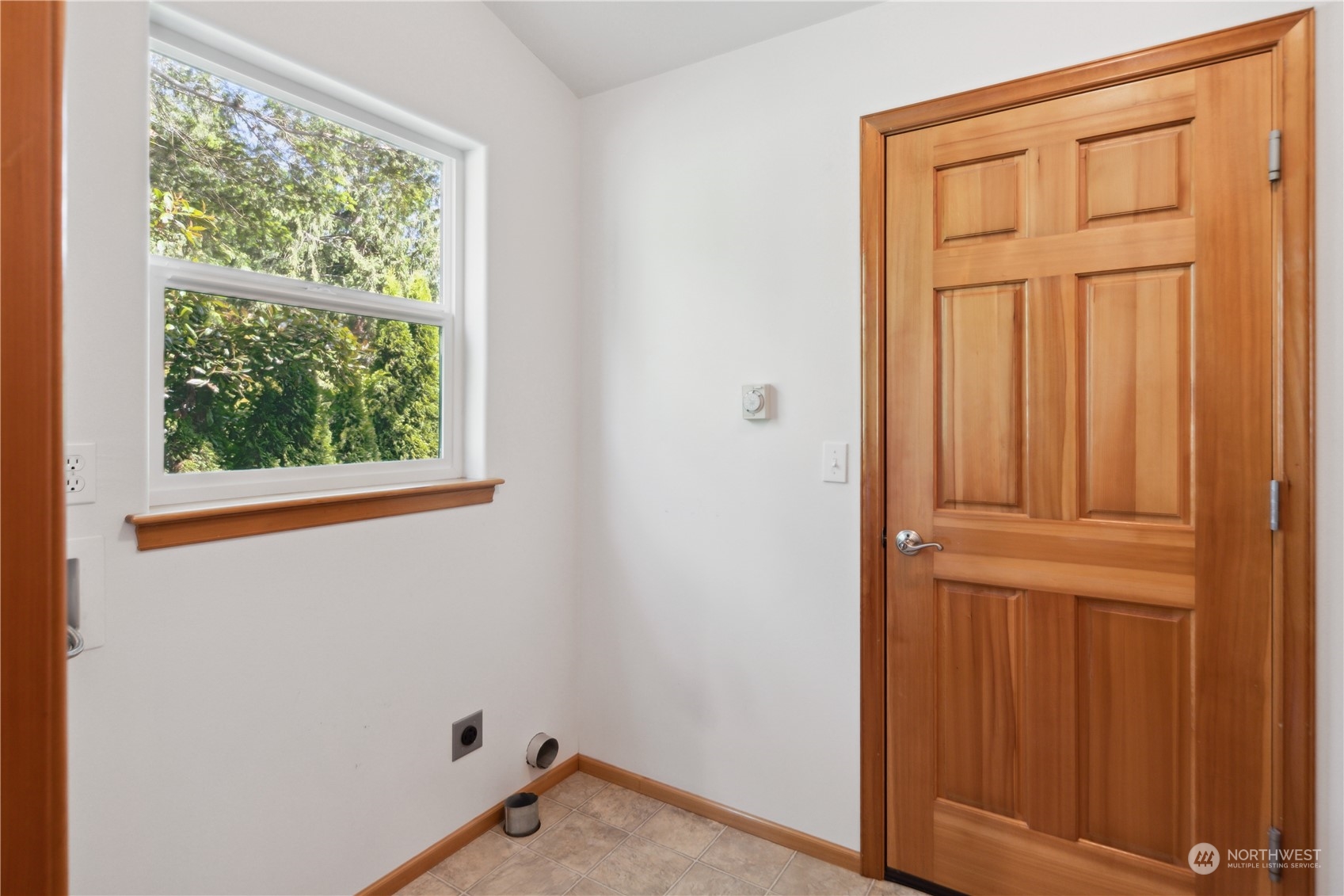 41 Falcon Lane