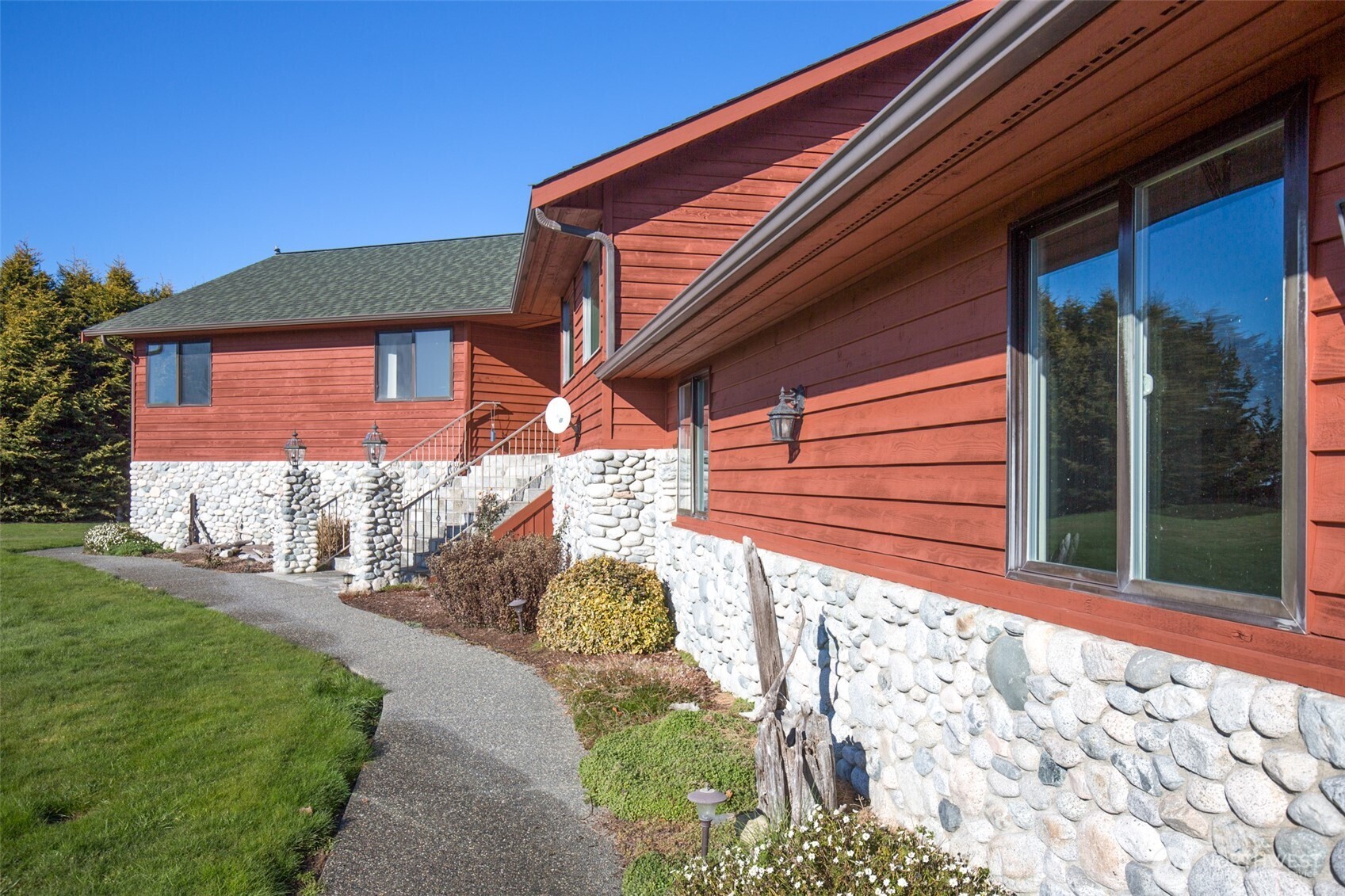 70 Sunset View Lane