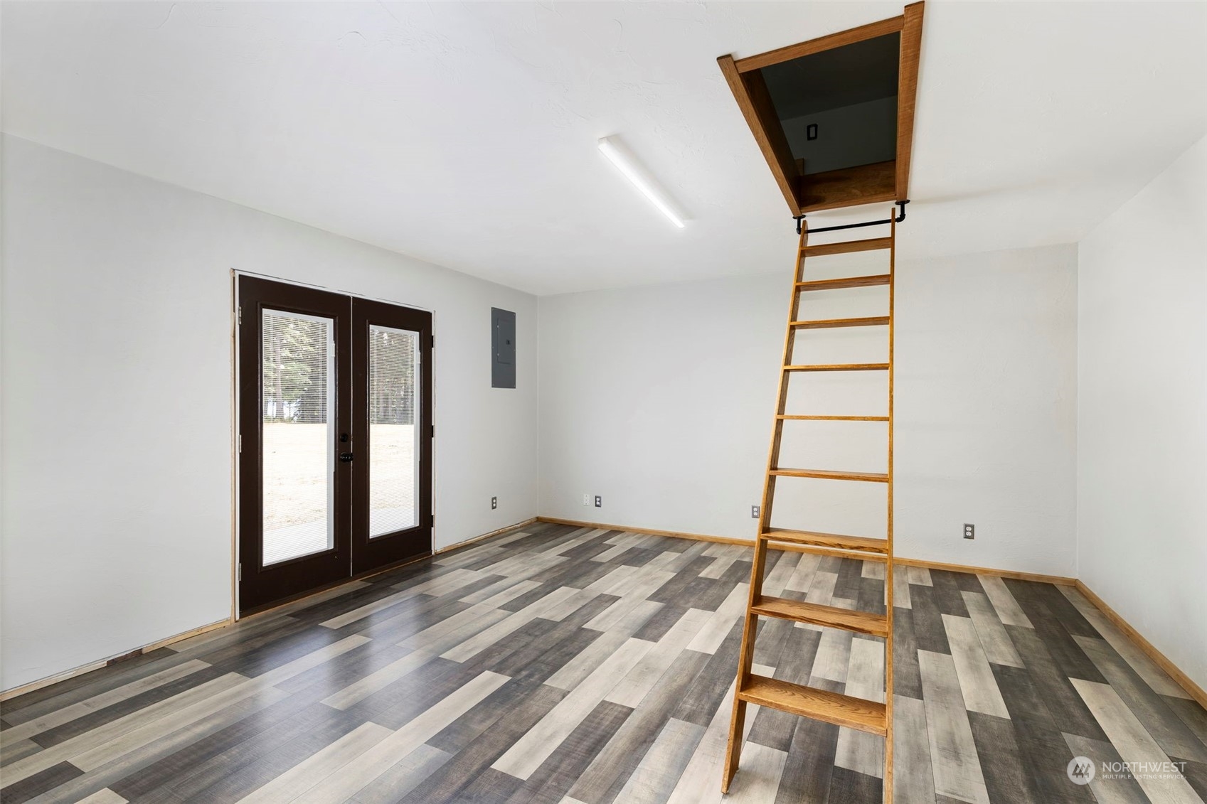 140 Springer Lane