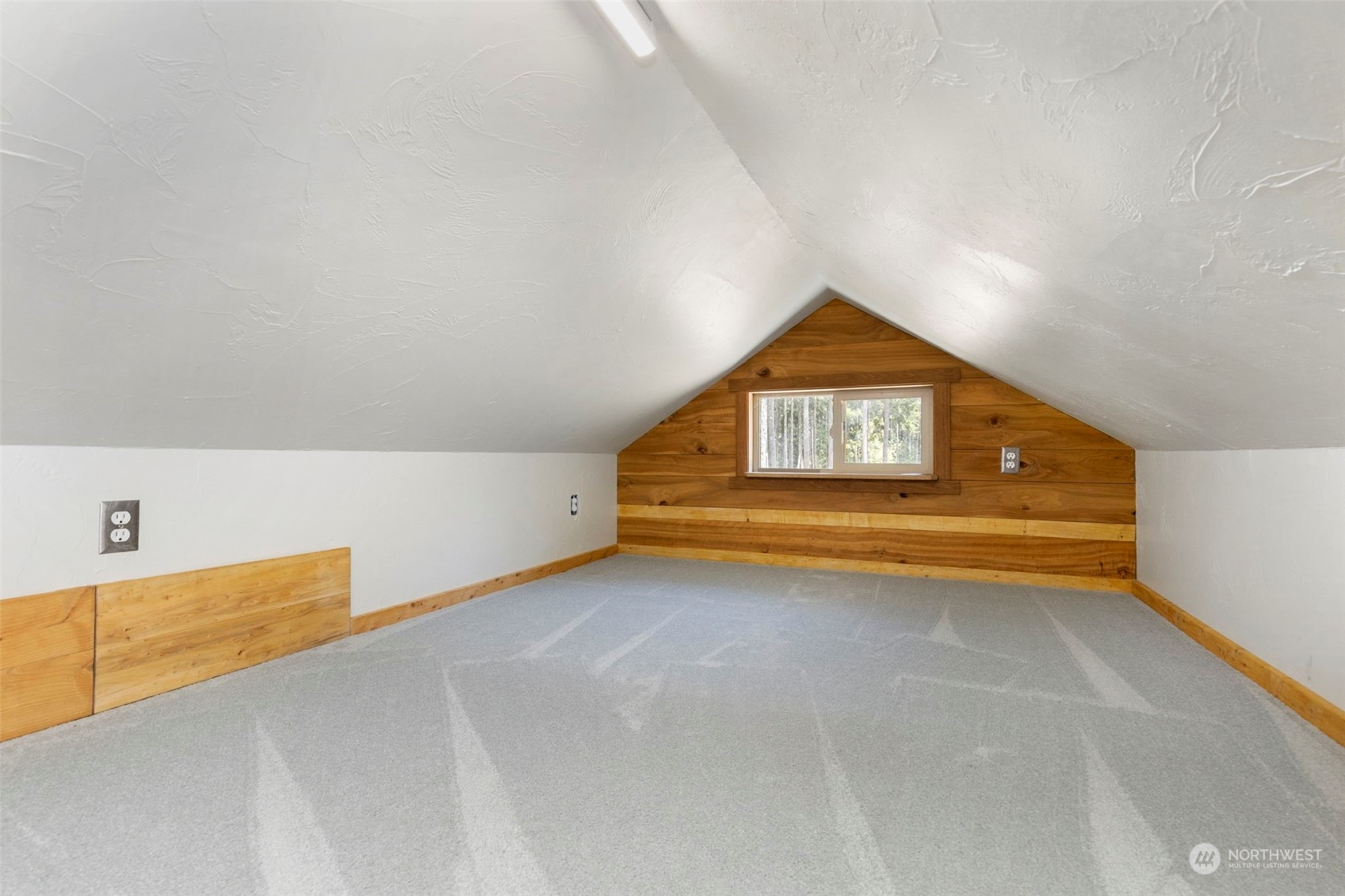140 Springer Lane