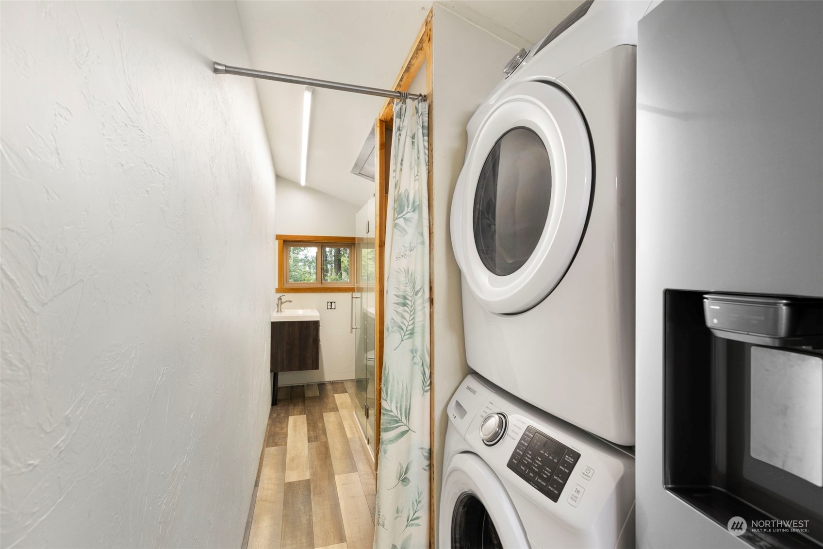 140 Springer Lane