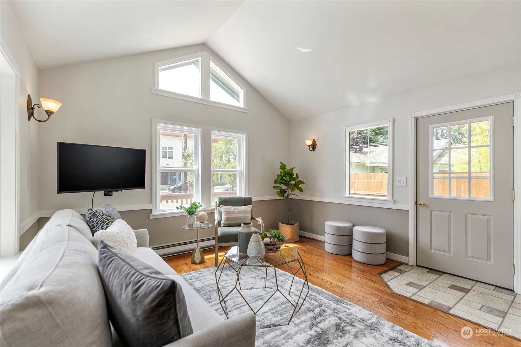 1332 7th Street