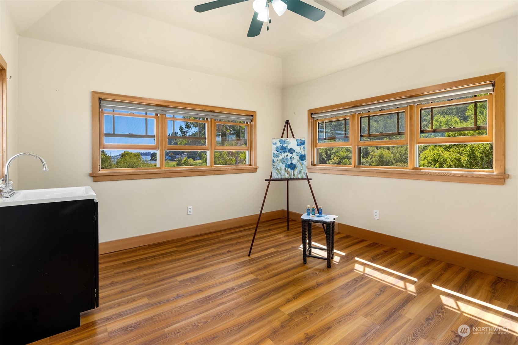 12084 NE Apple Tree Point Lane