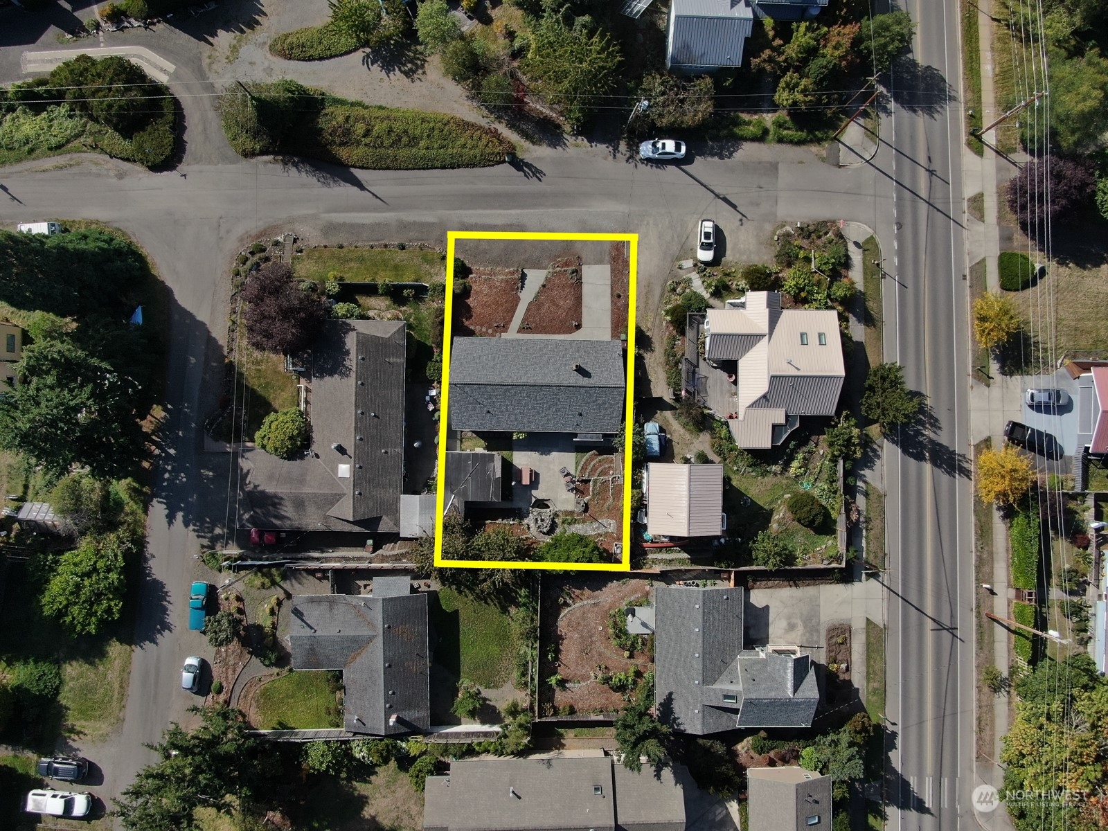 612 Redwood Street