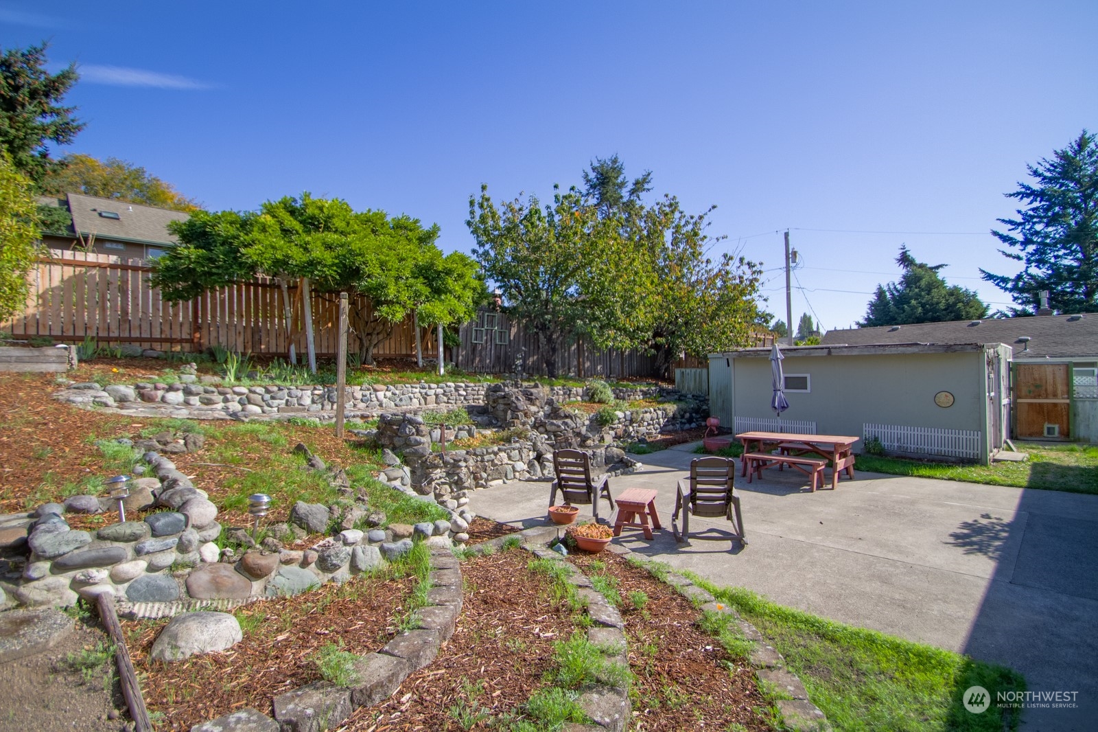 612 Redwood Street